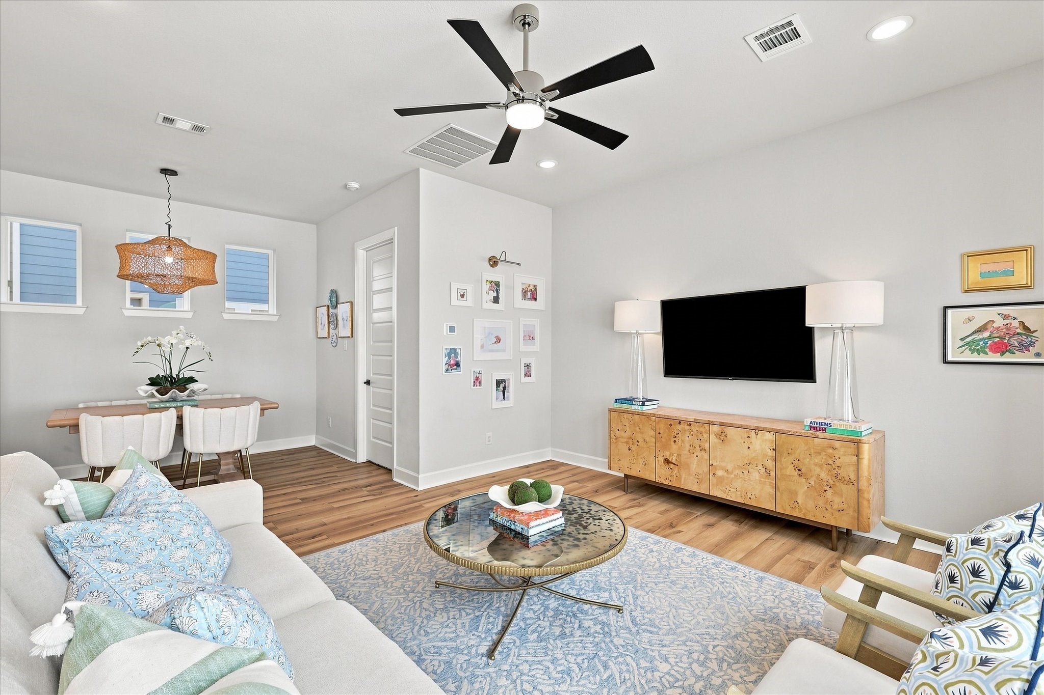6132 Mayfair Mews