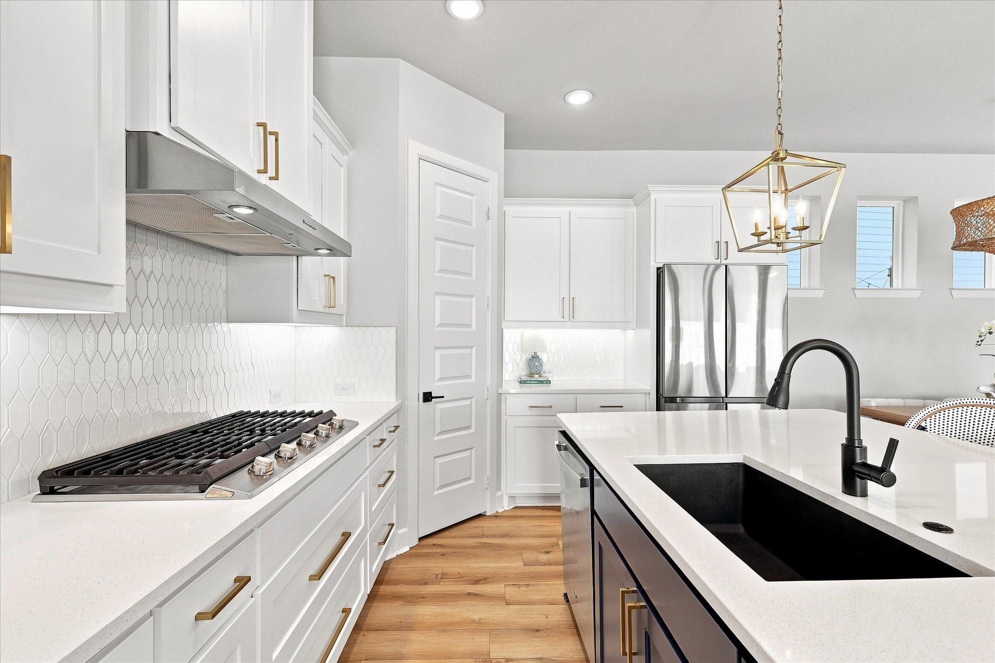 6132 Mayfair Mews
