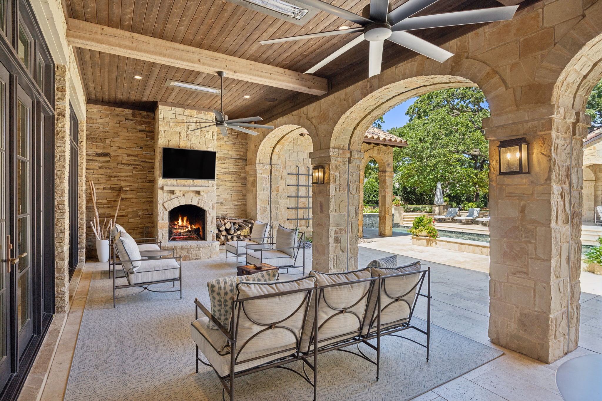 1208 Perdenalas Trail
