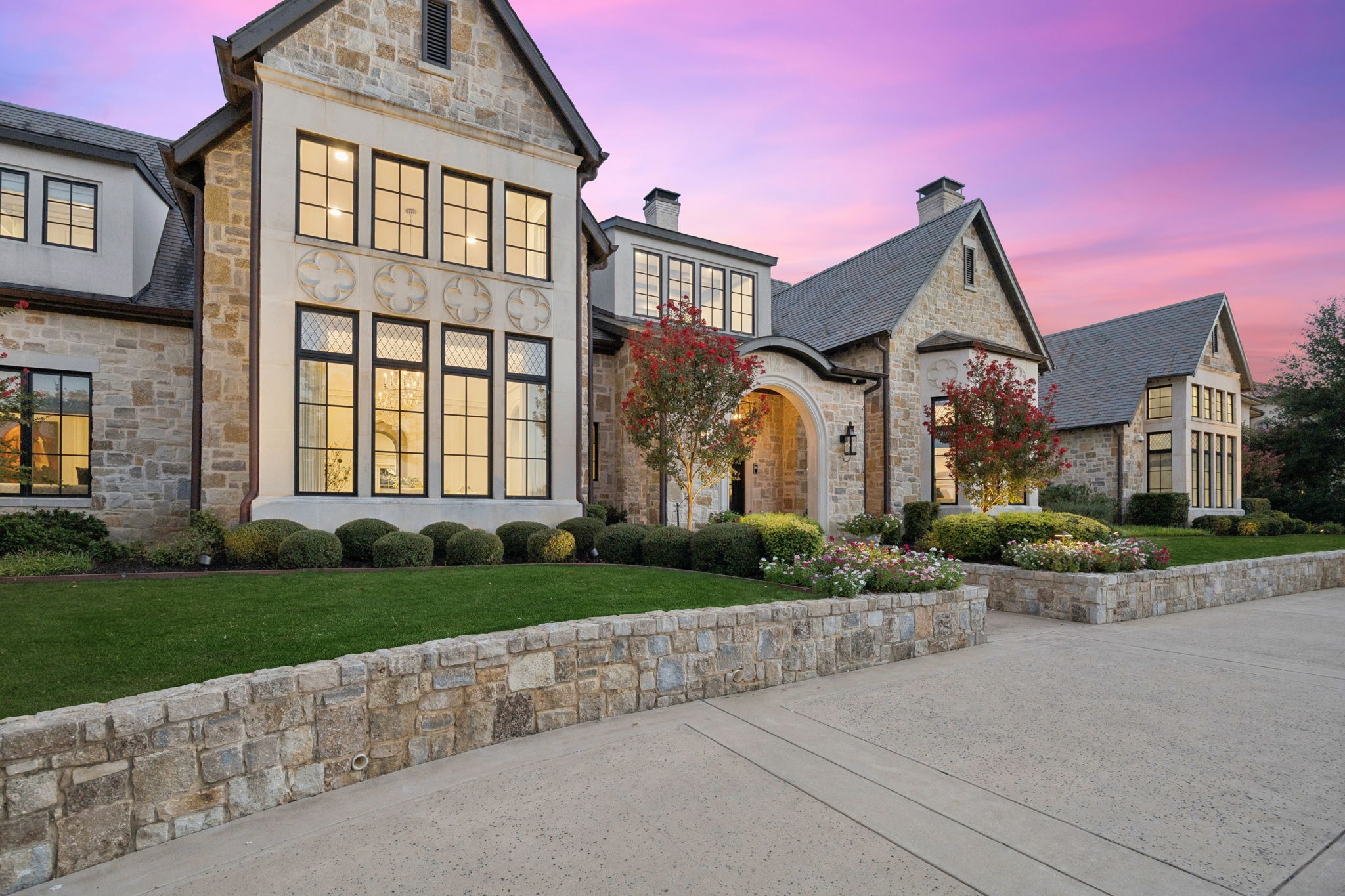 2001 Brazos Court