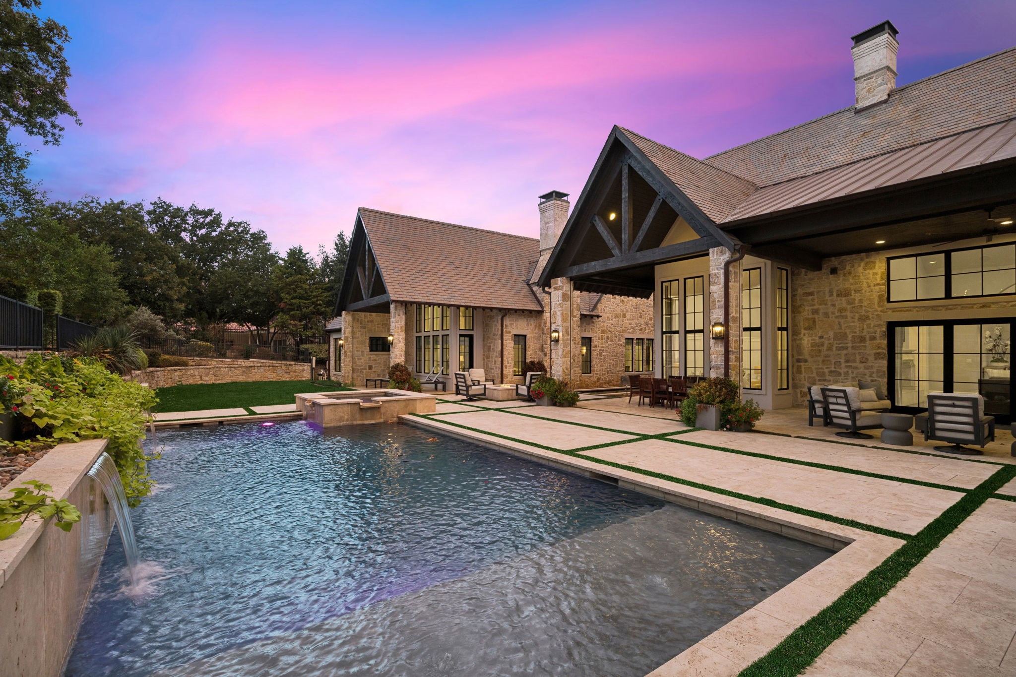 2001 Brazos Court