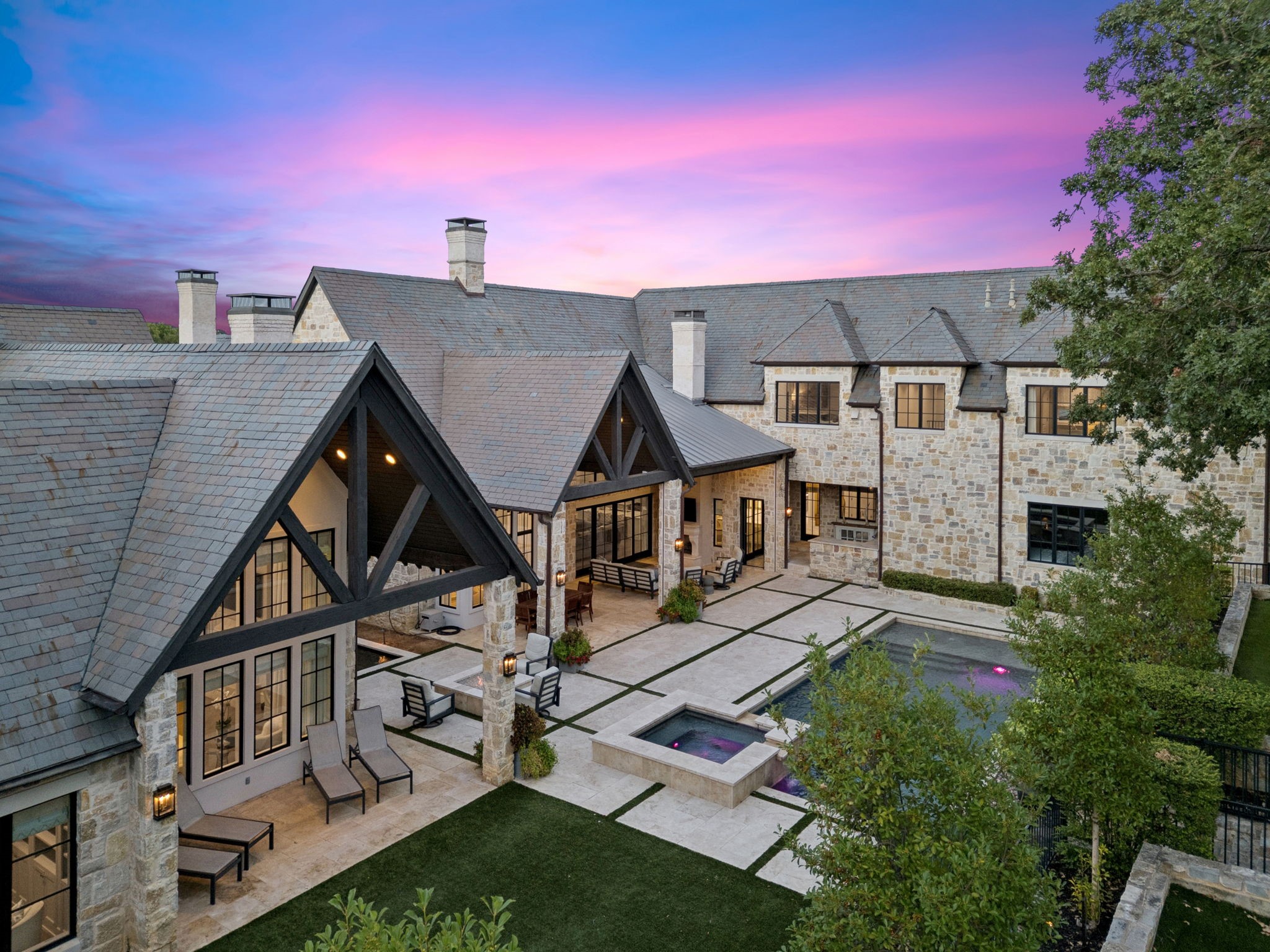 2001 Brazos Court