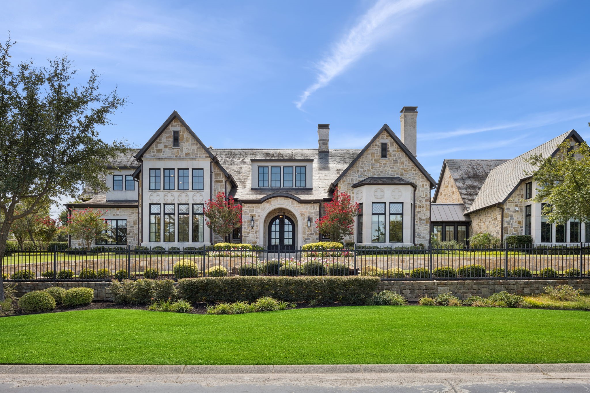 2001 Brazos Court