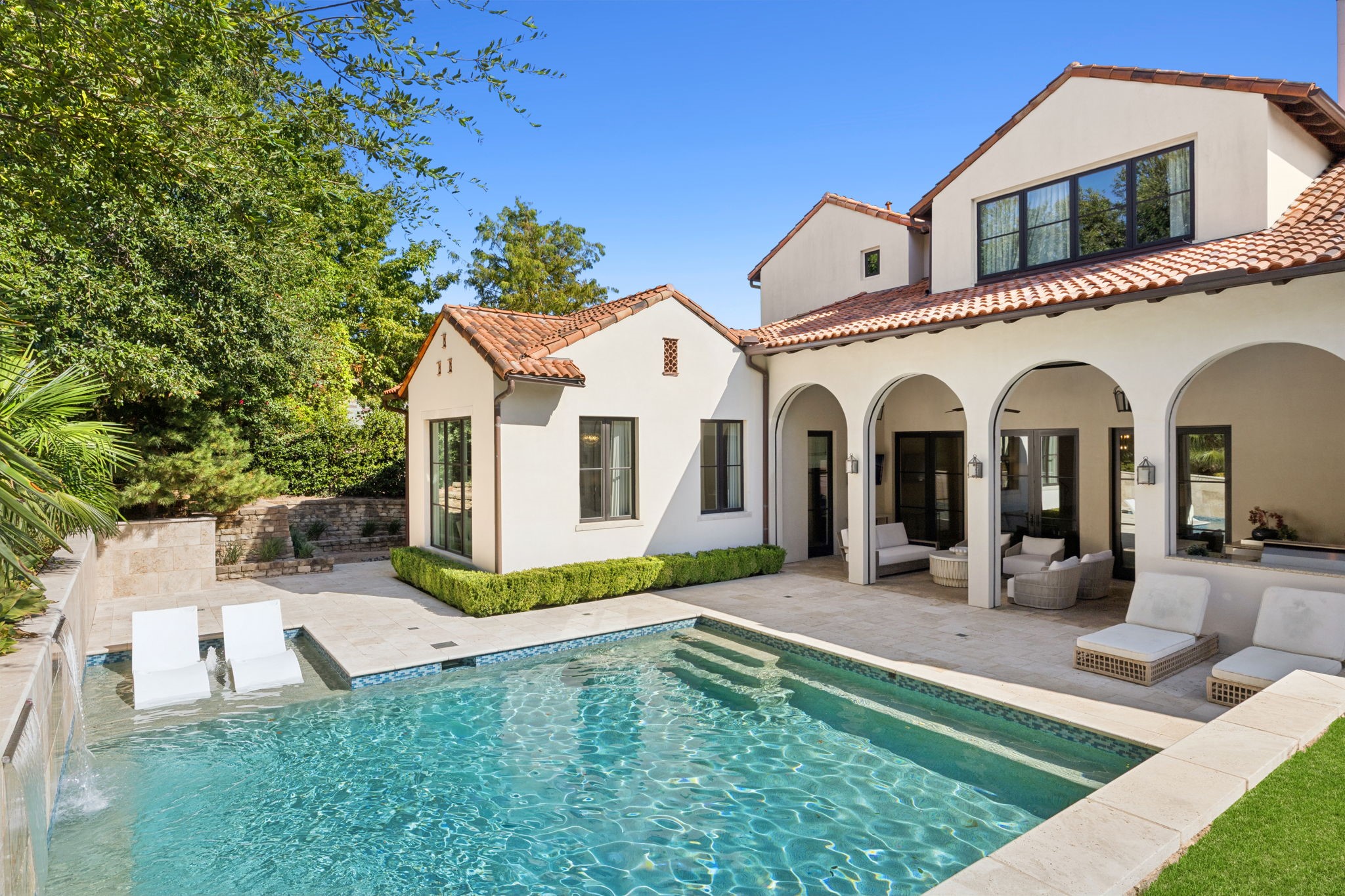 1402 Fountain Grass Court