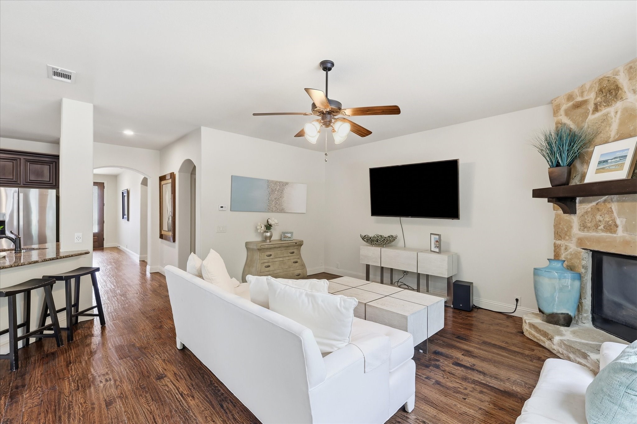 2600 Gateway Court