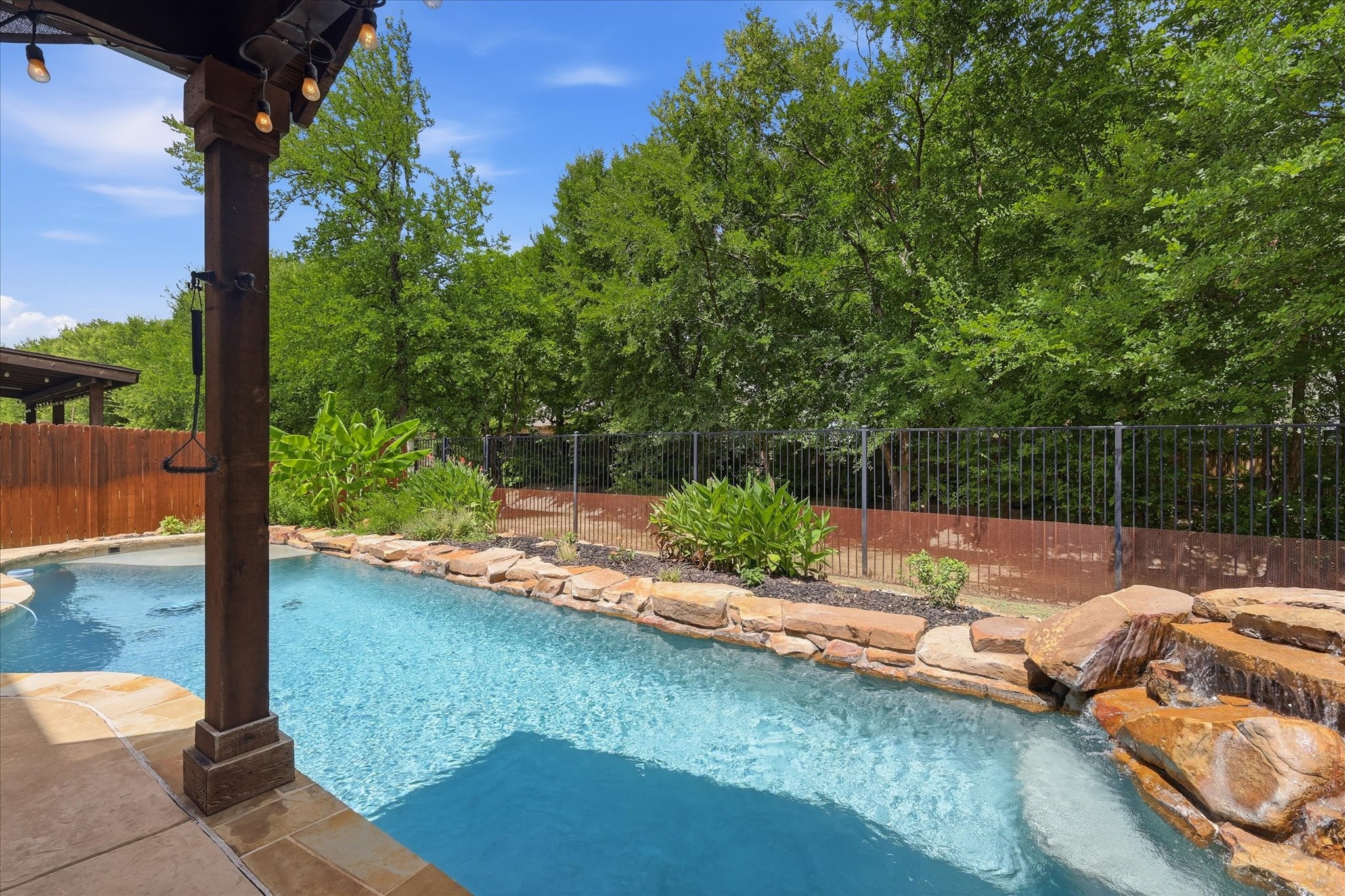 2600 Gateway Court