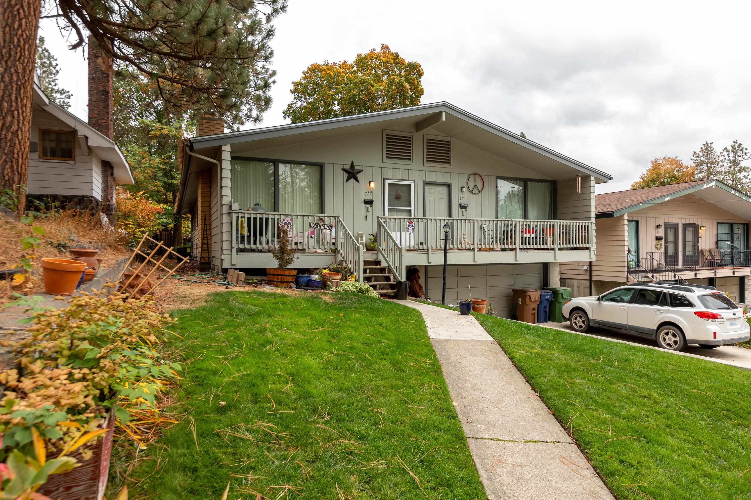 739/741 W 13th Ave