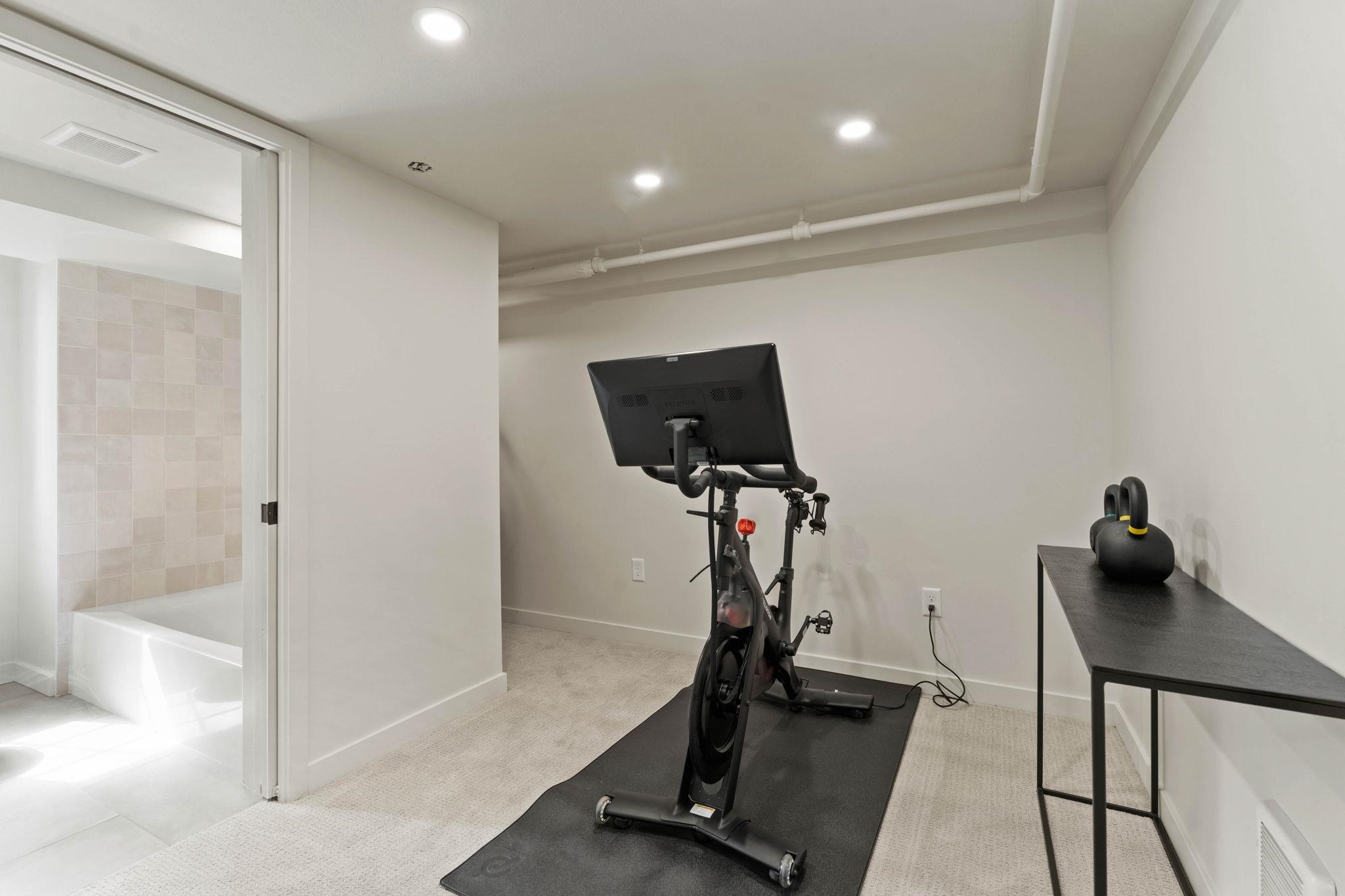 1605 S Rockwood Blvd