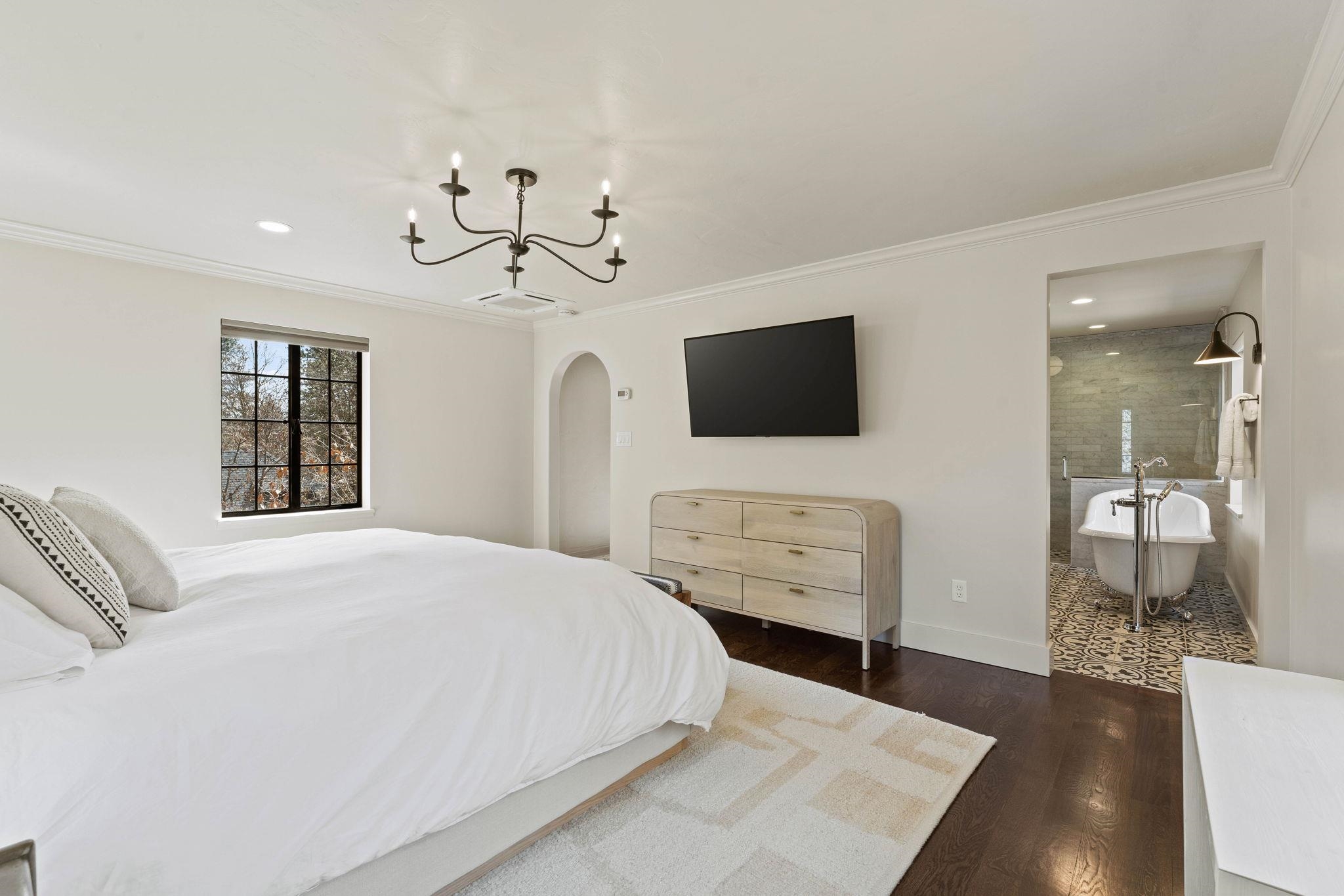 1605 S Rockwood Blvd