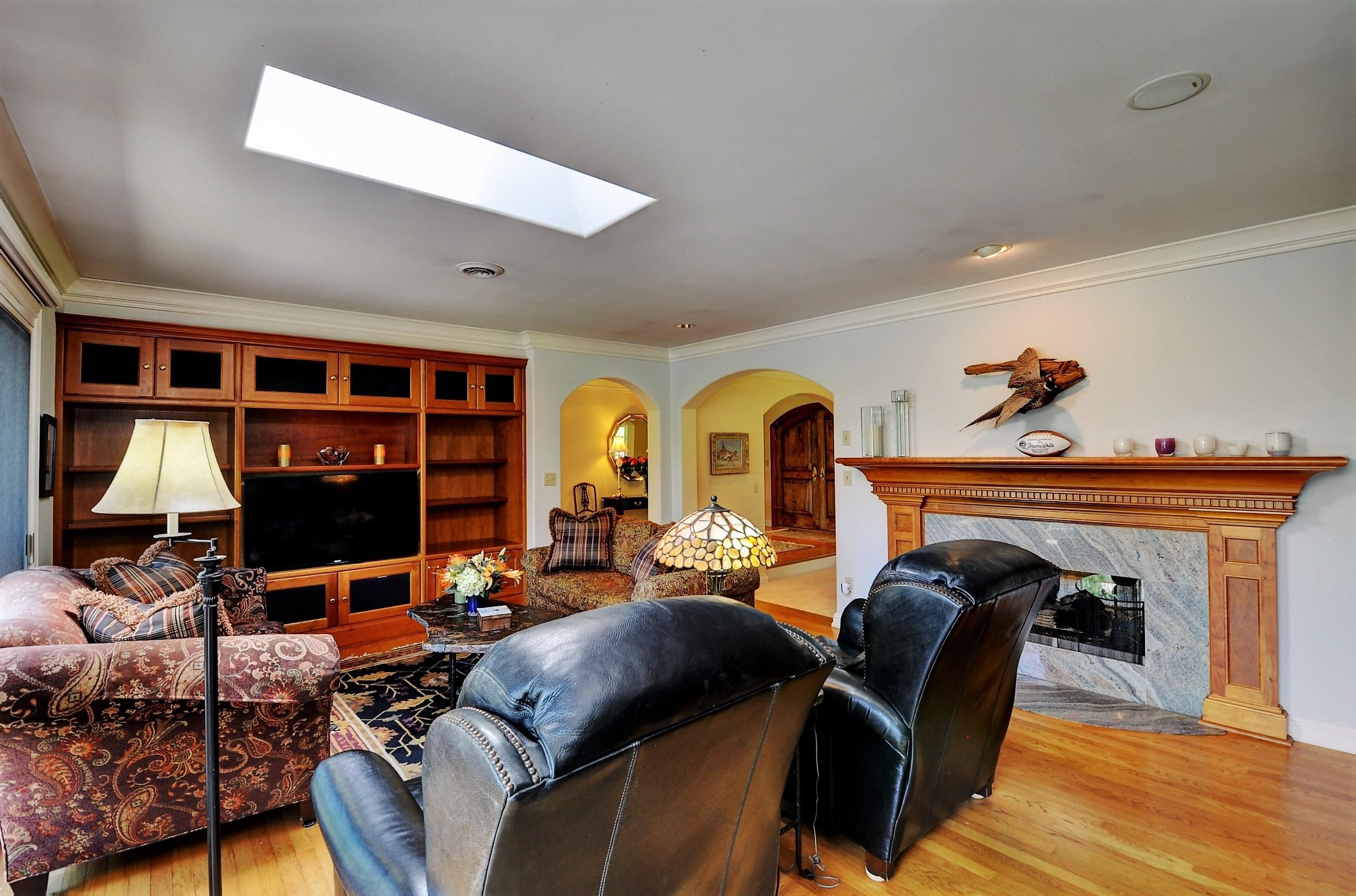 12719 N VISTAWOOD Ct