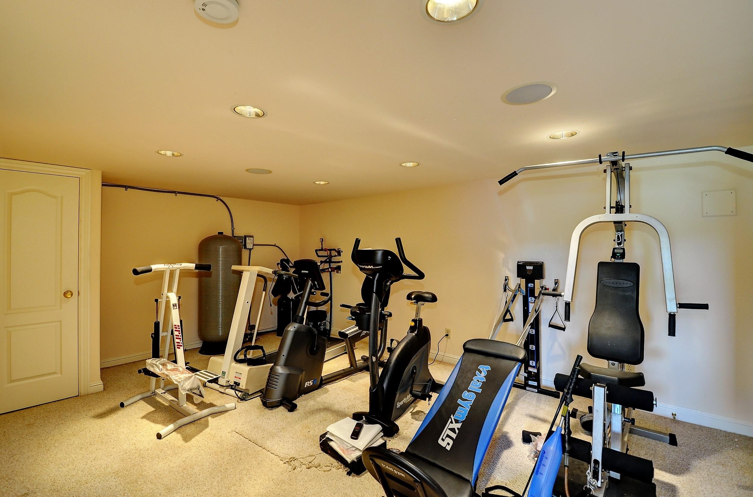 12719 N VISTAWOOD Ct