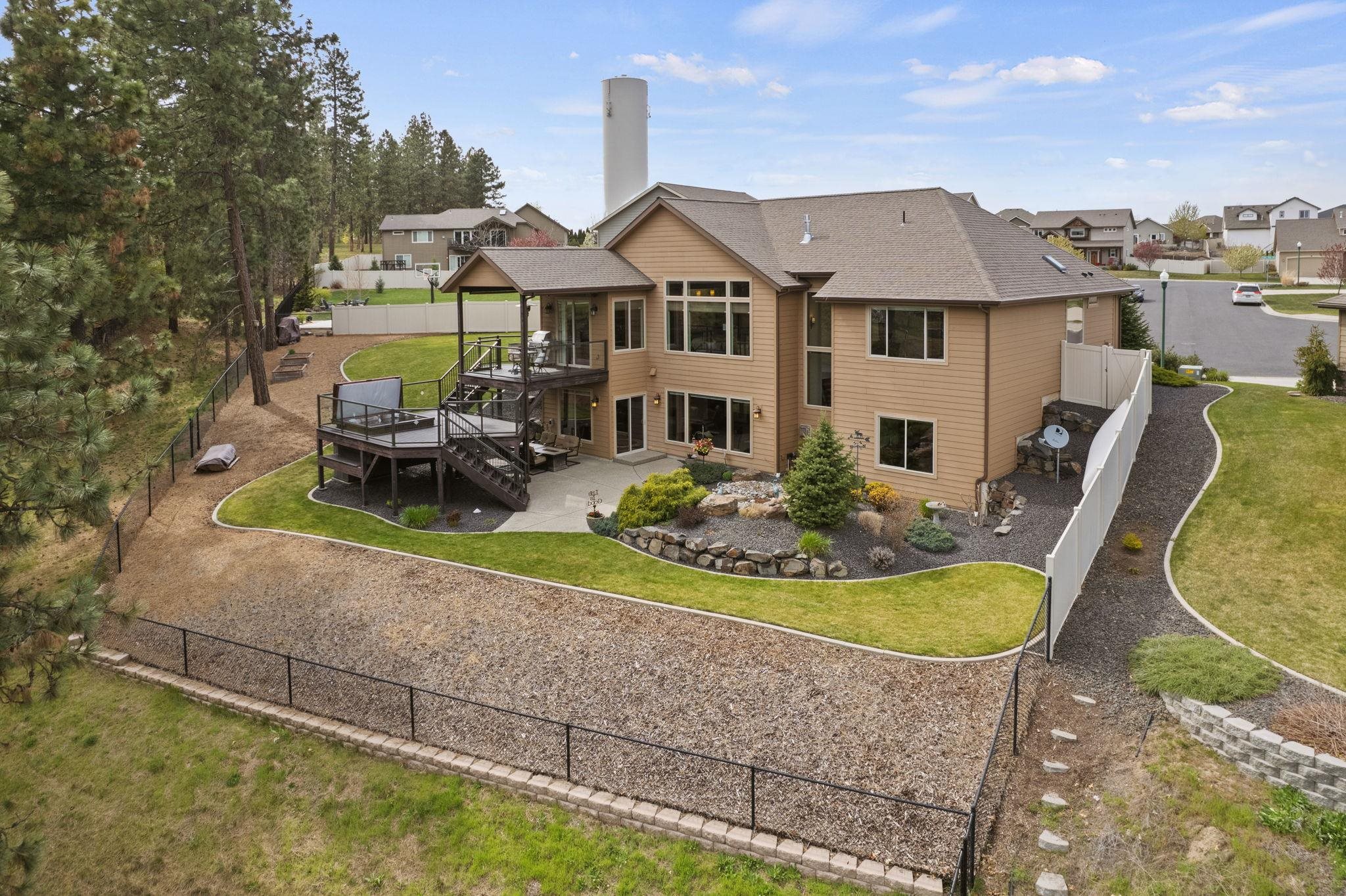 805 W Pheasant Bluff Ct