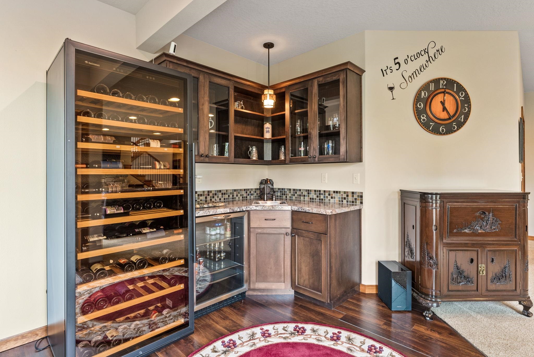 805 W Pheasant Bluff Ct