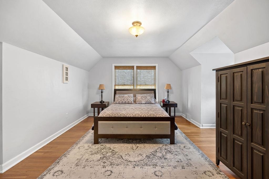 909 W 29th Ave