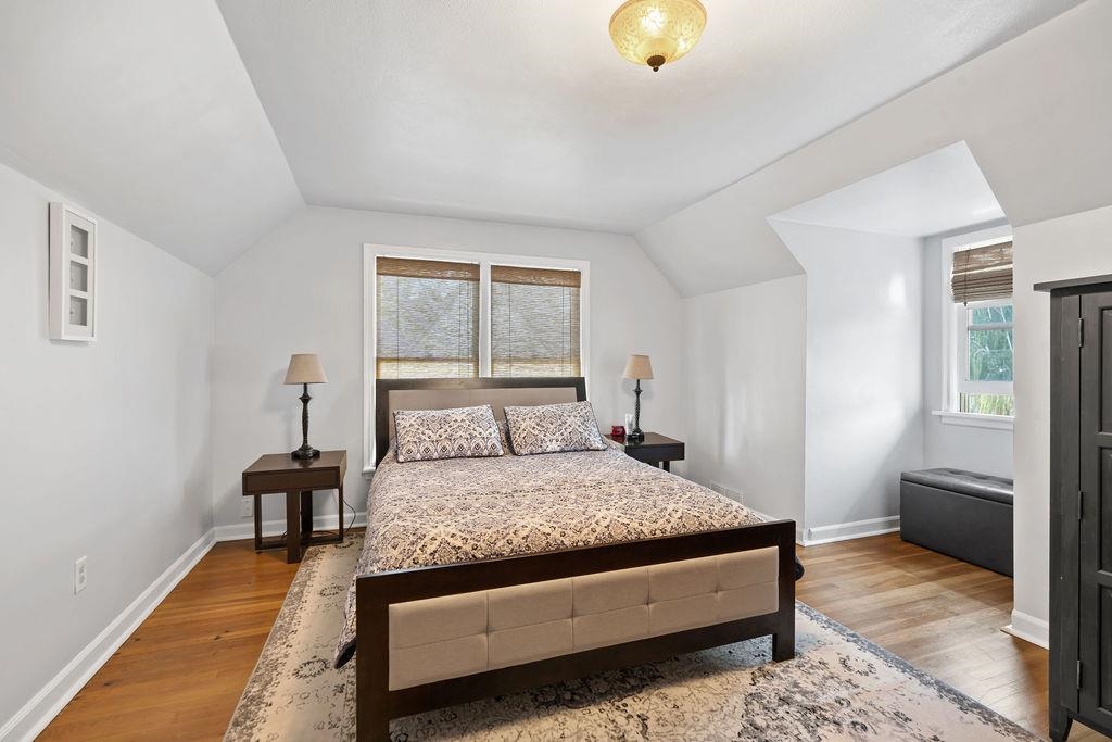 909 W 29th Ave