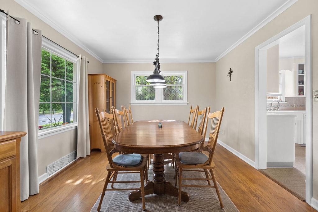 909 W 29th Ave