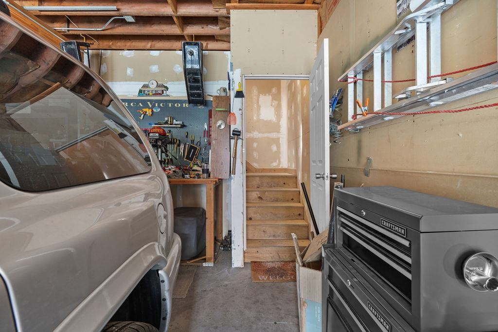 909 W 29th Ave