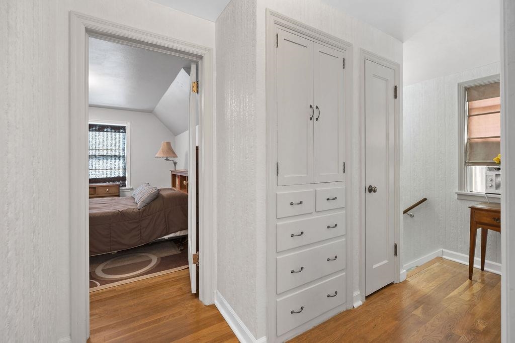 909 W 29th Ave