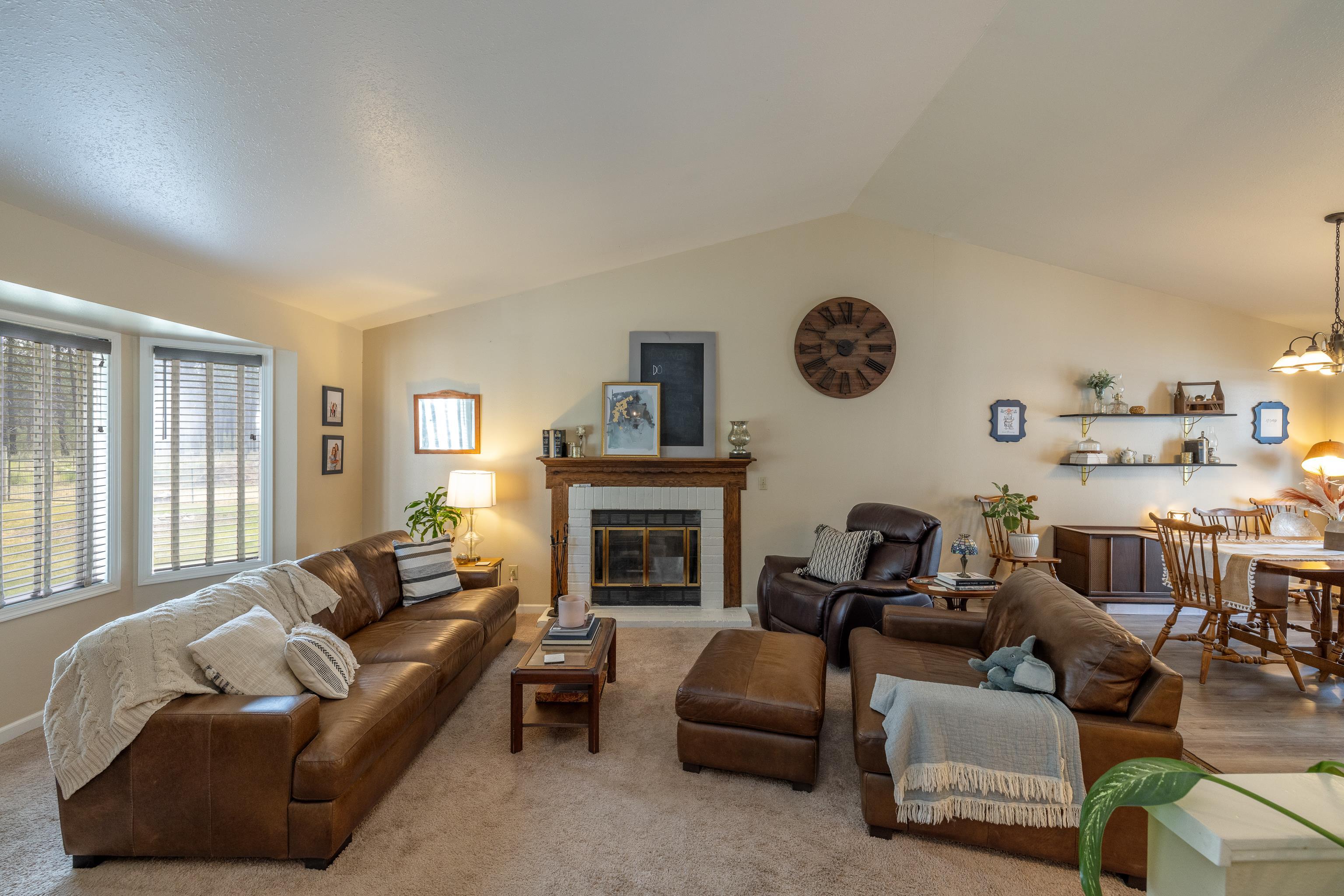 24207 N Elk Chattaroy Rd