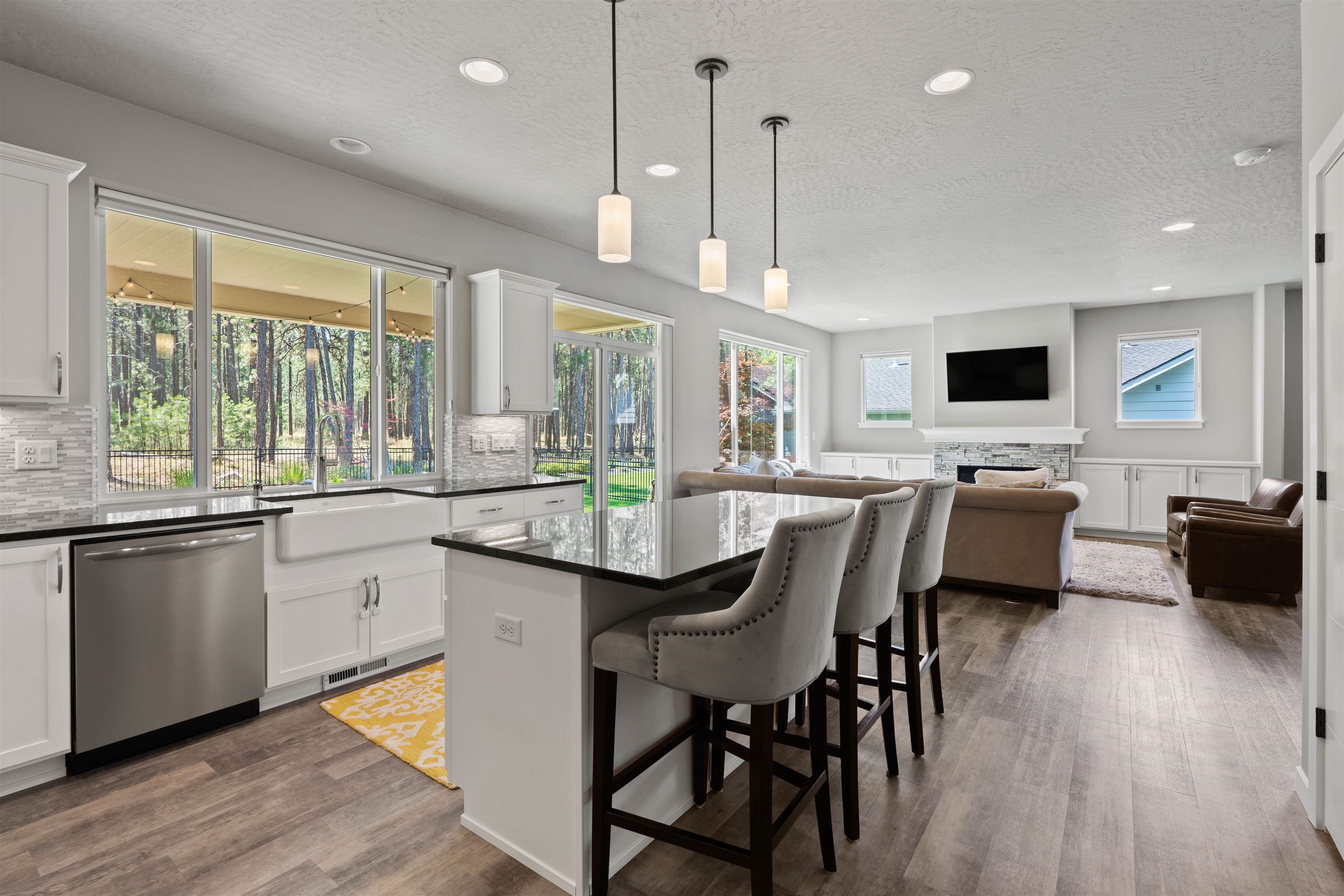 1009 W Siena Peak Dr