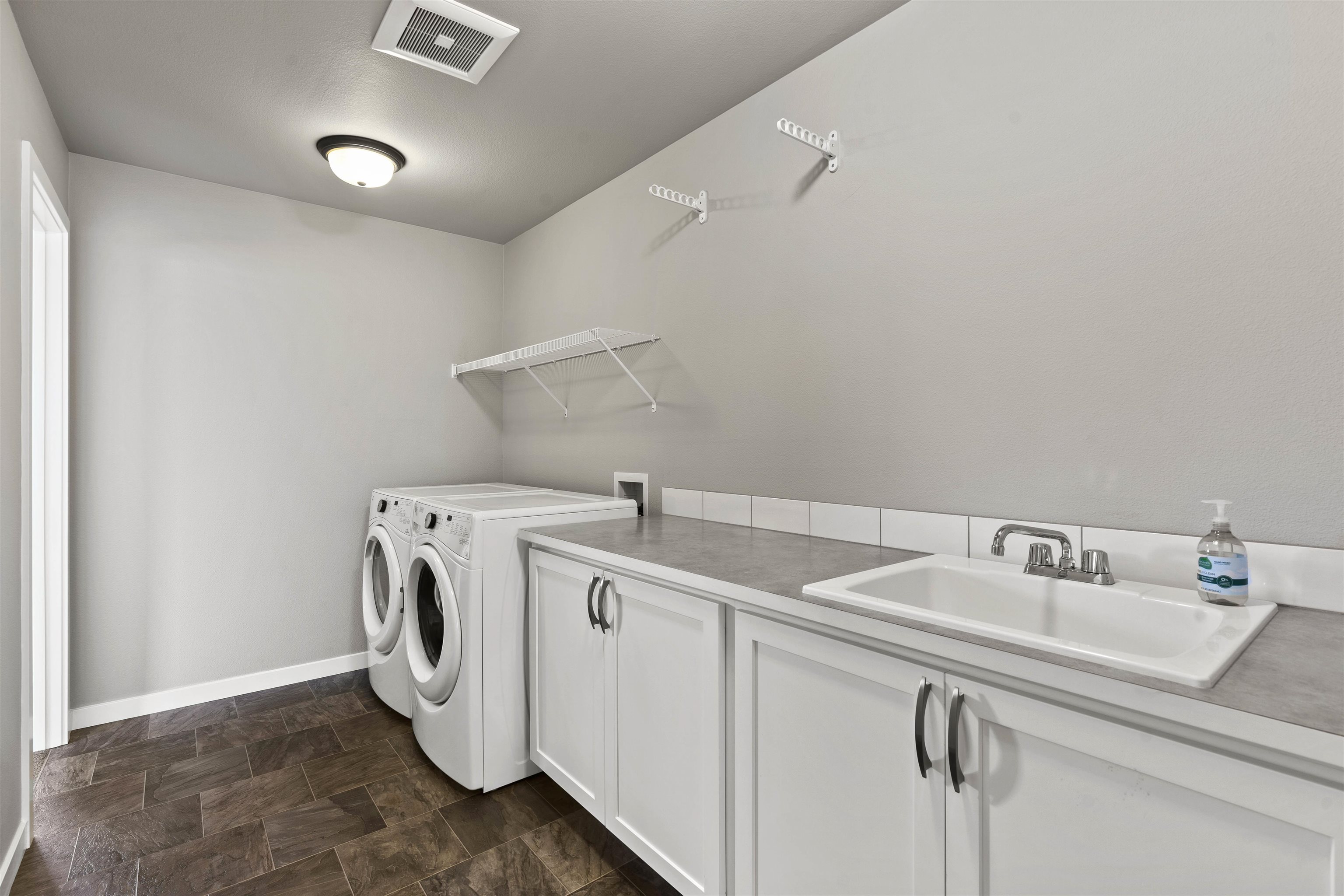 1009 W Siena Peak Dr