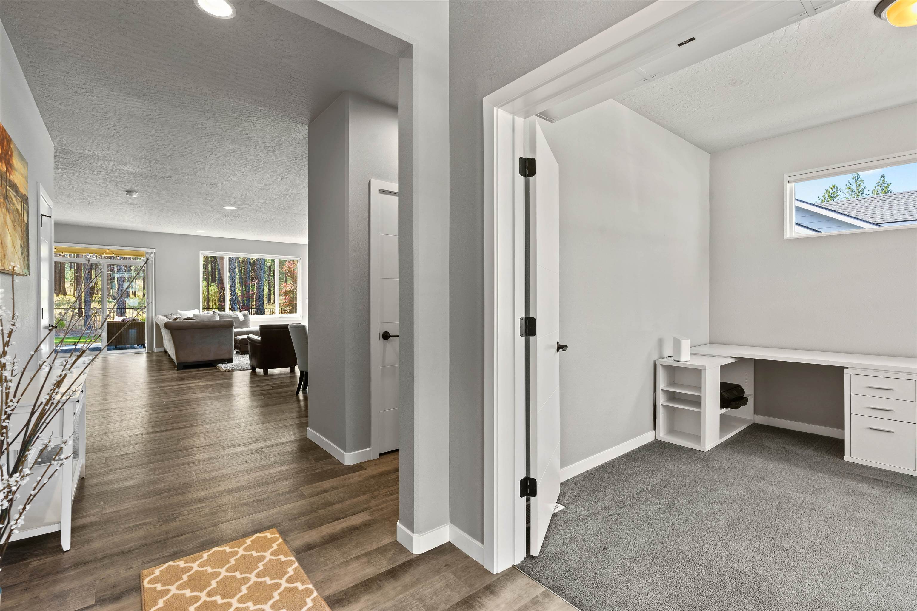 1009 W Siena Peak Dr