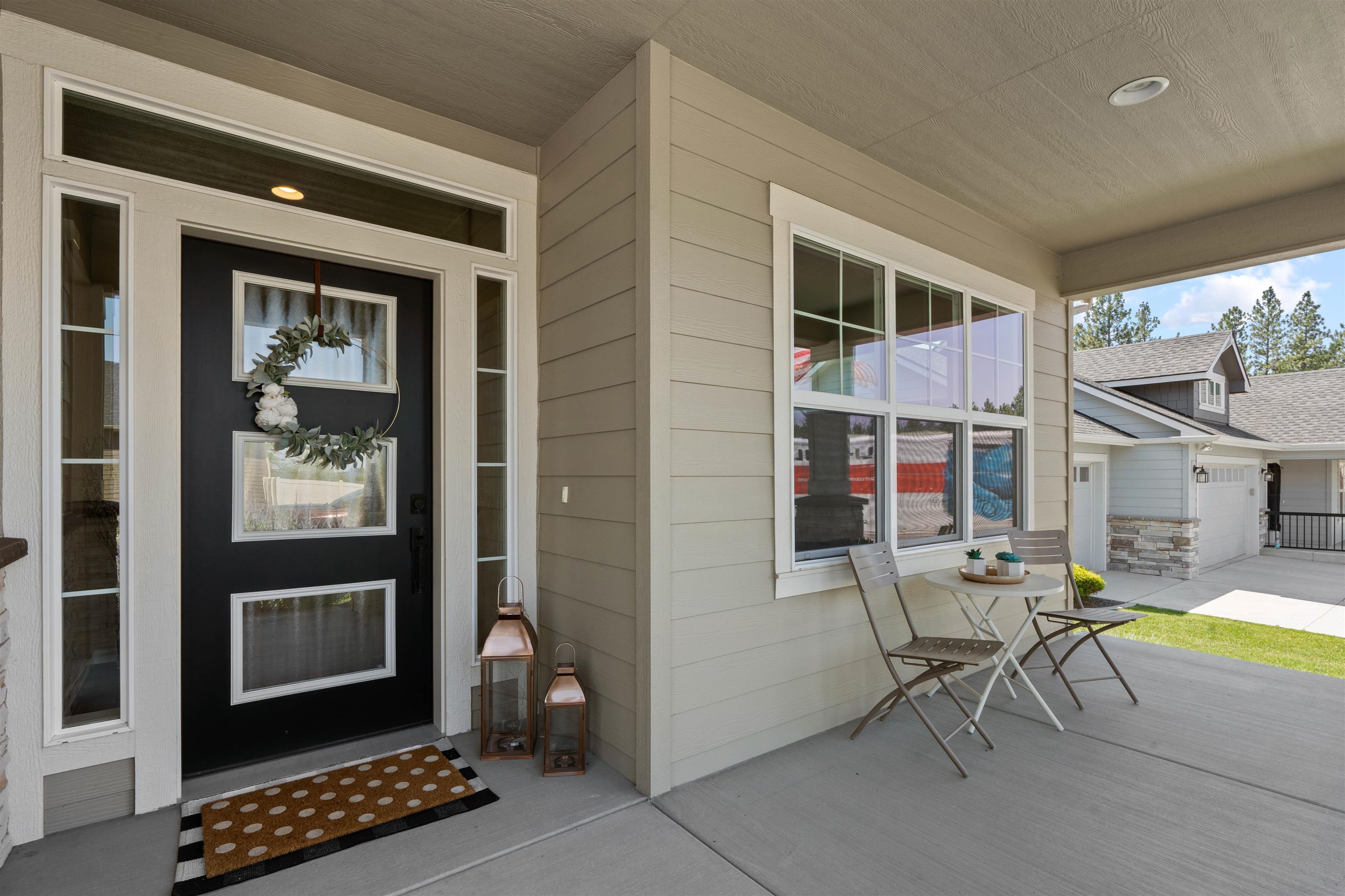 1009 W Siena Peak Dr