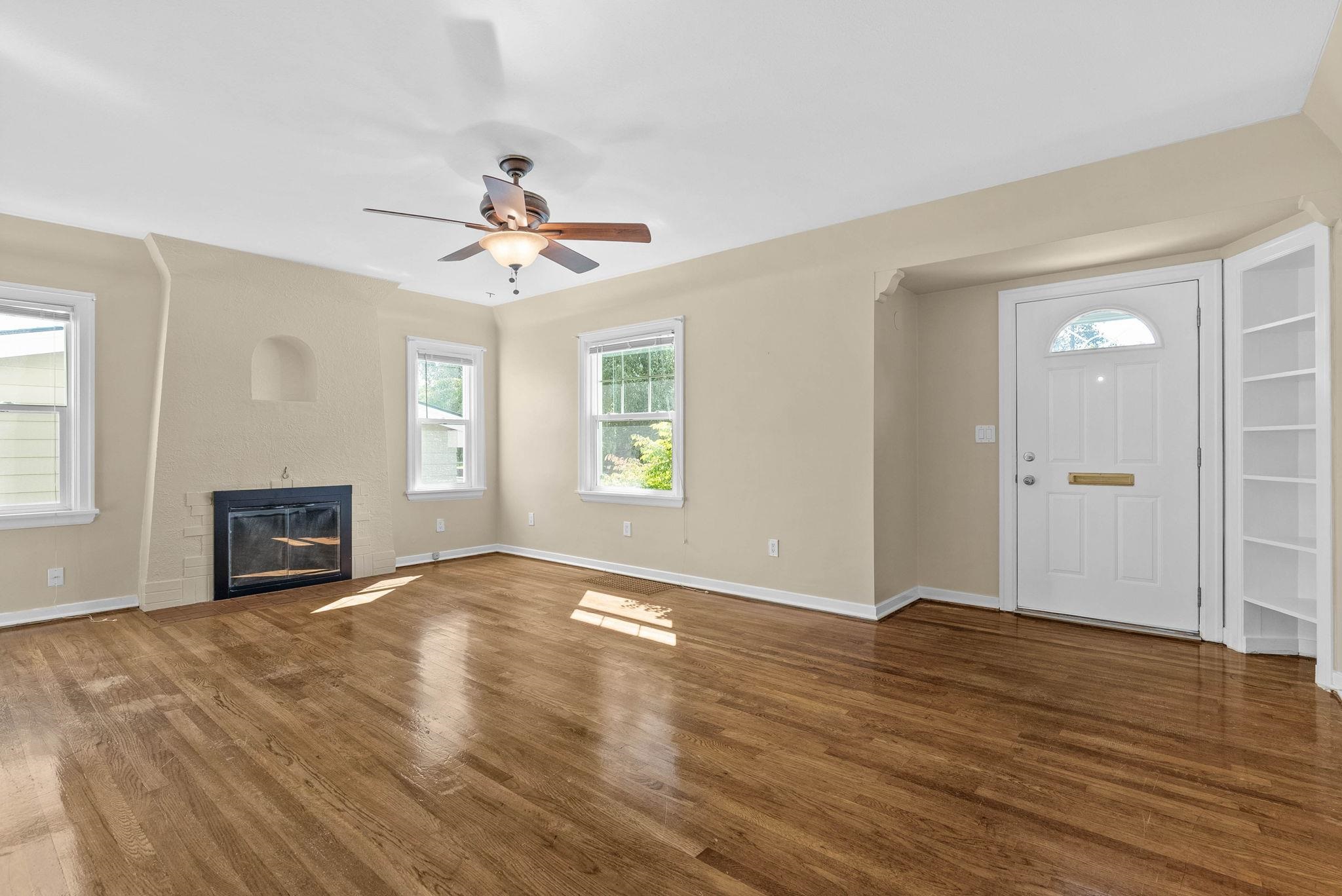 108 W 29TH Ave
