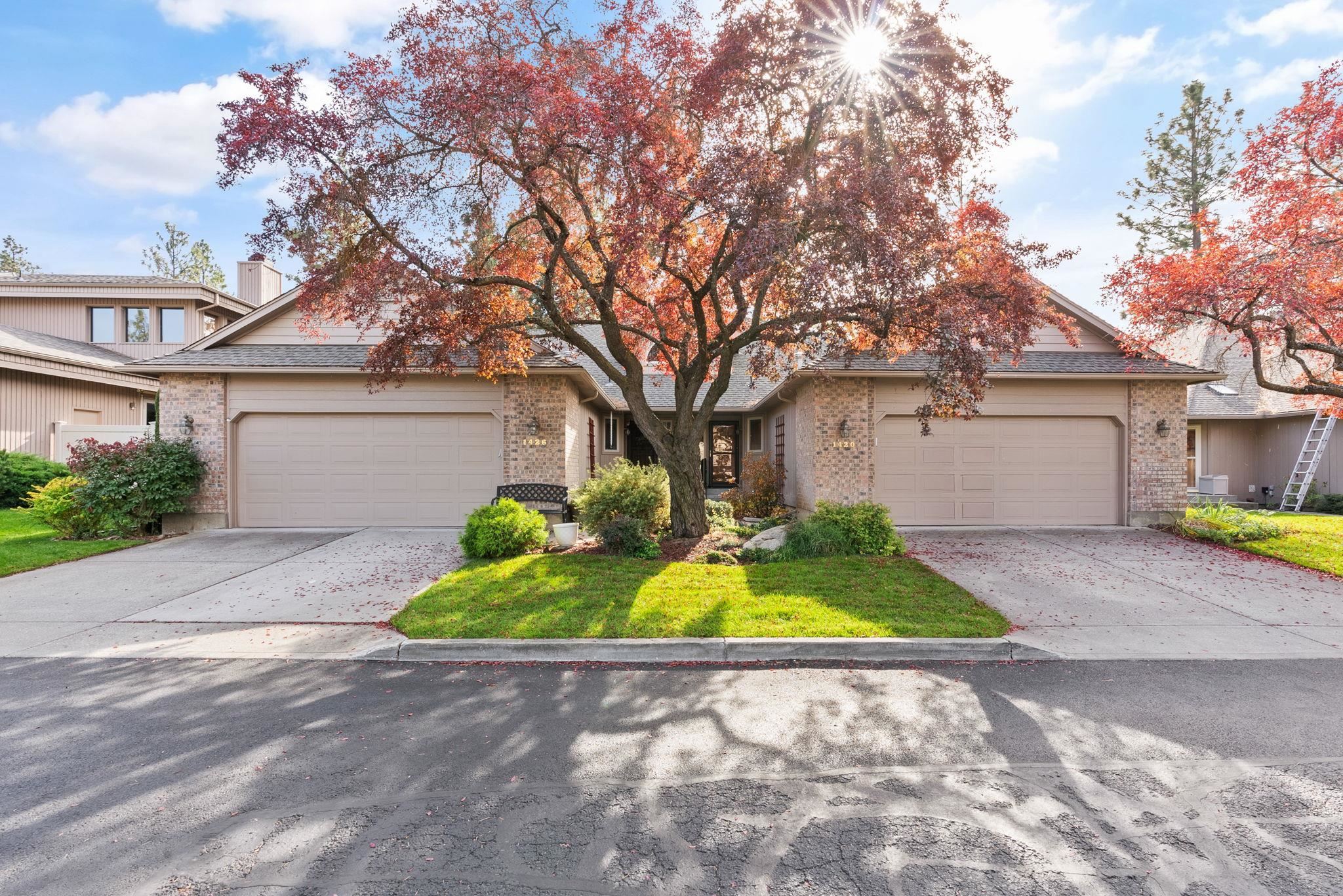 1420 E Cambridge Ln