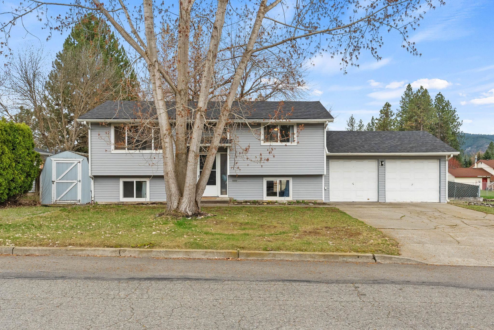 11406 E 34TH Ave