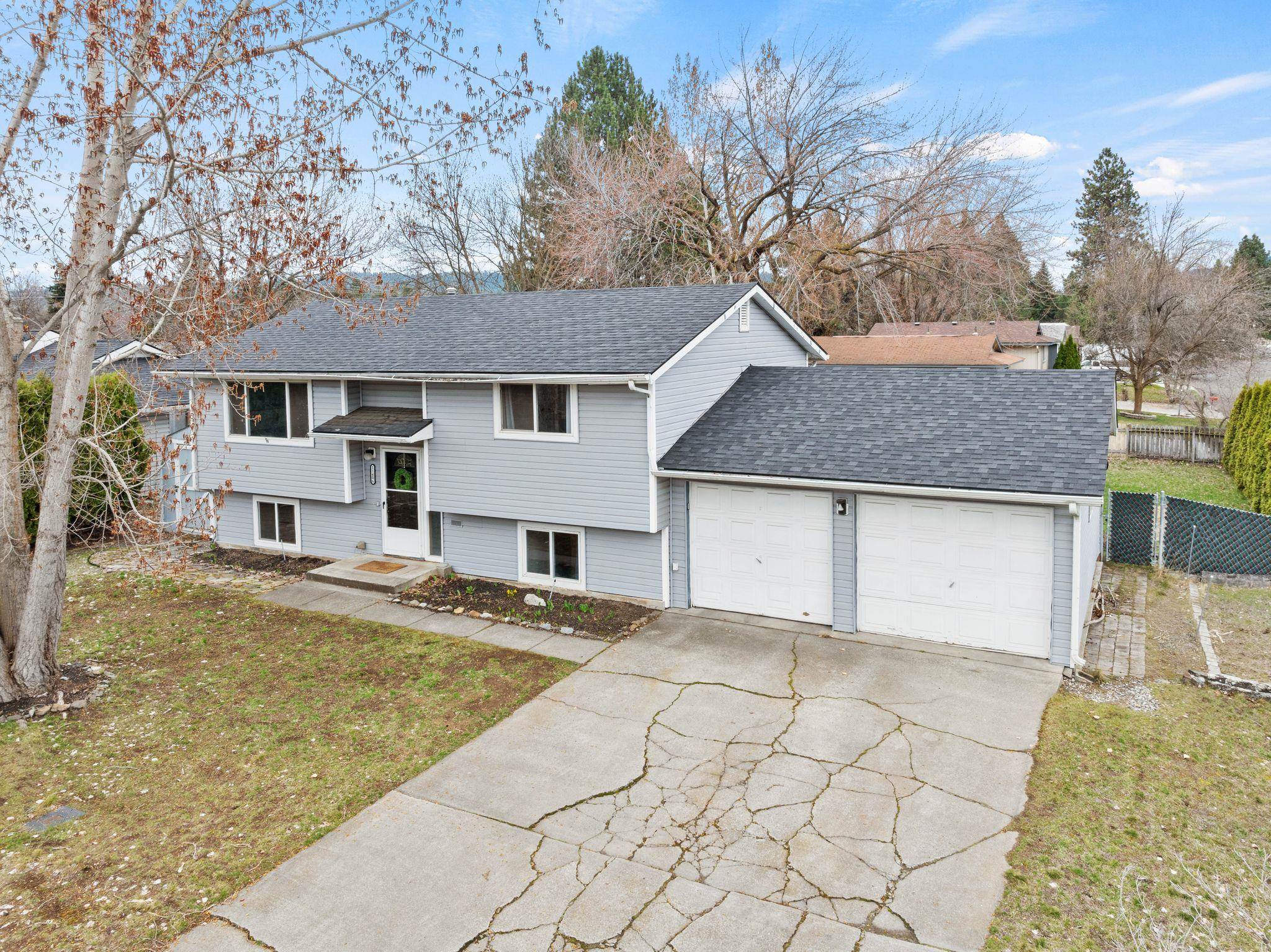 11406 E 34TH Ave