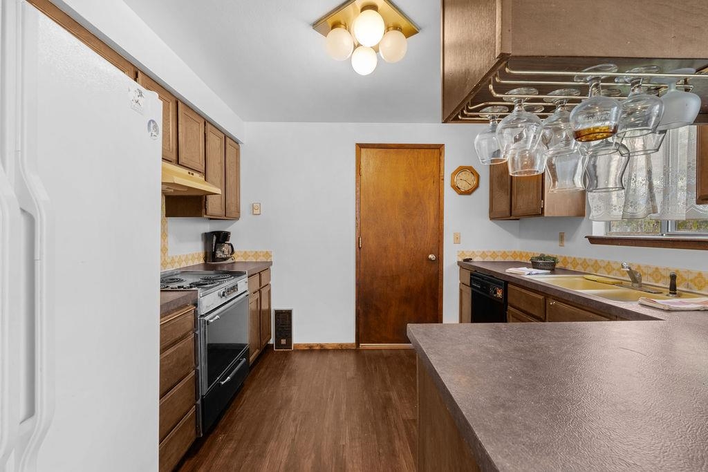 1406 Gary St