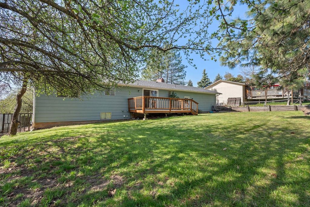1406 Gary St