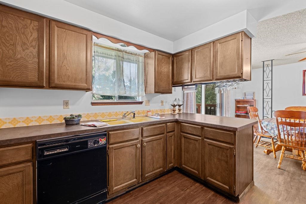 1406 Gary St
