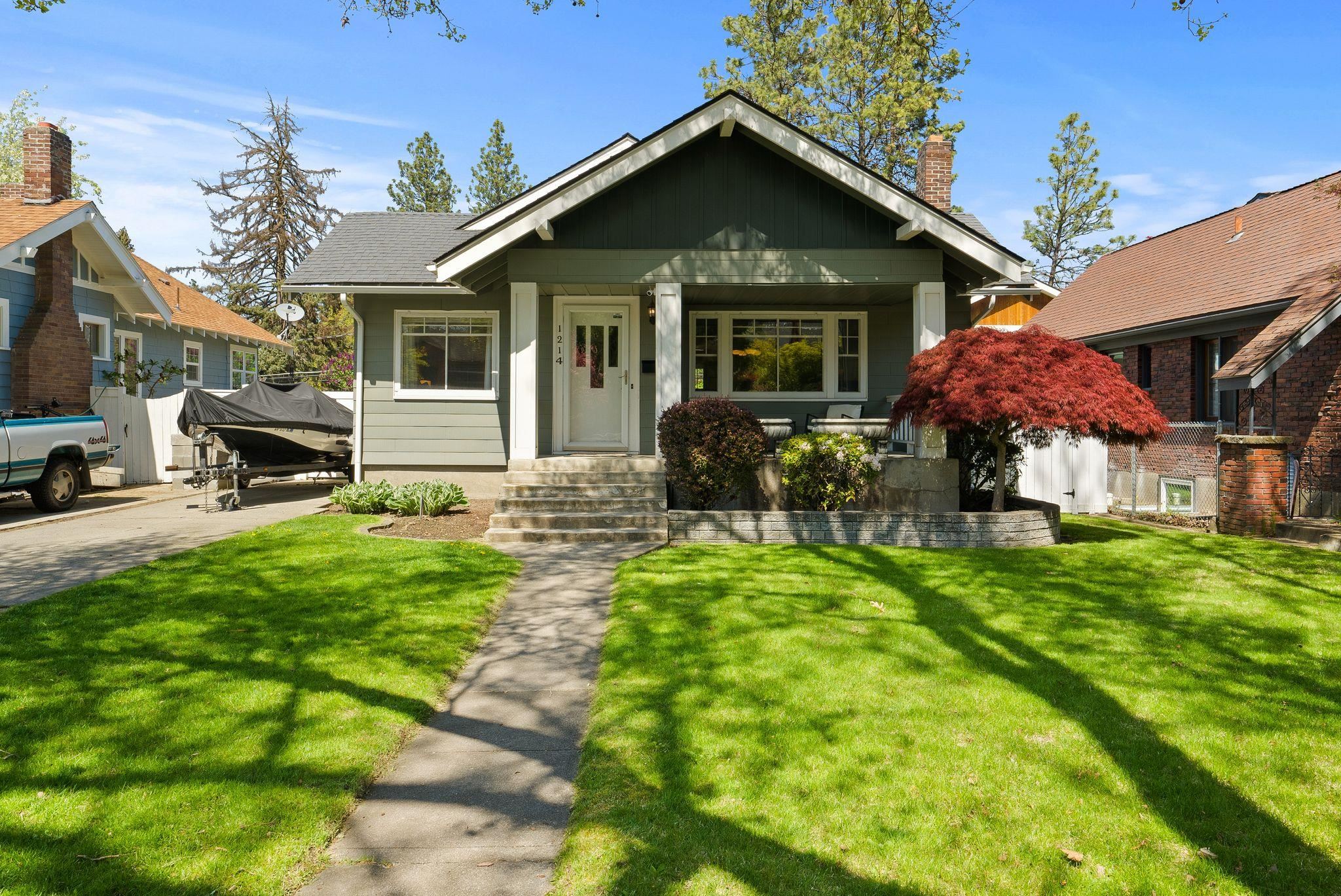 1214 W 20TH Ave