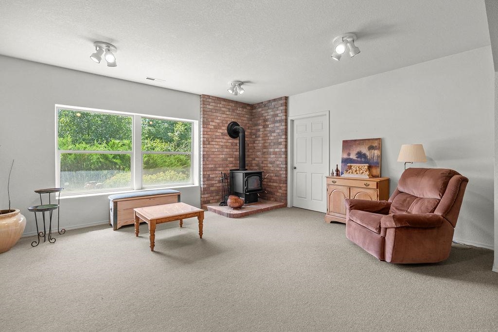 897 Townsend Sackman Rd