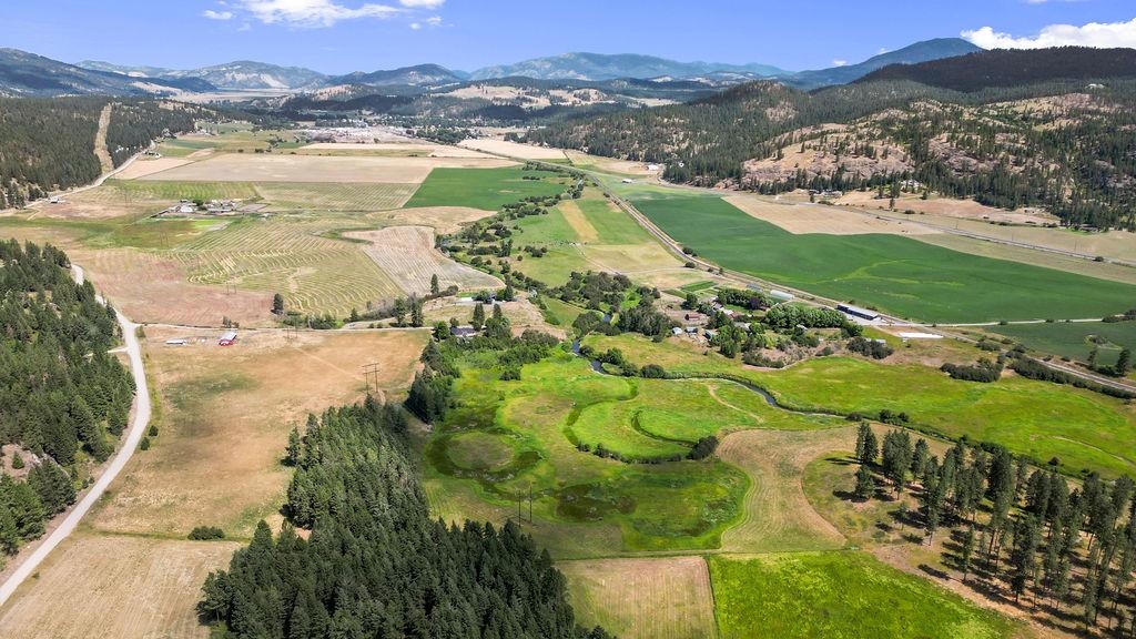 897 Townsend Sackman Rd