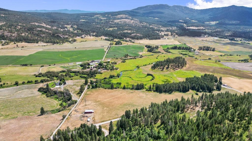 897 Townsend Sackman Rd