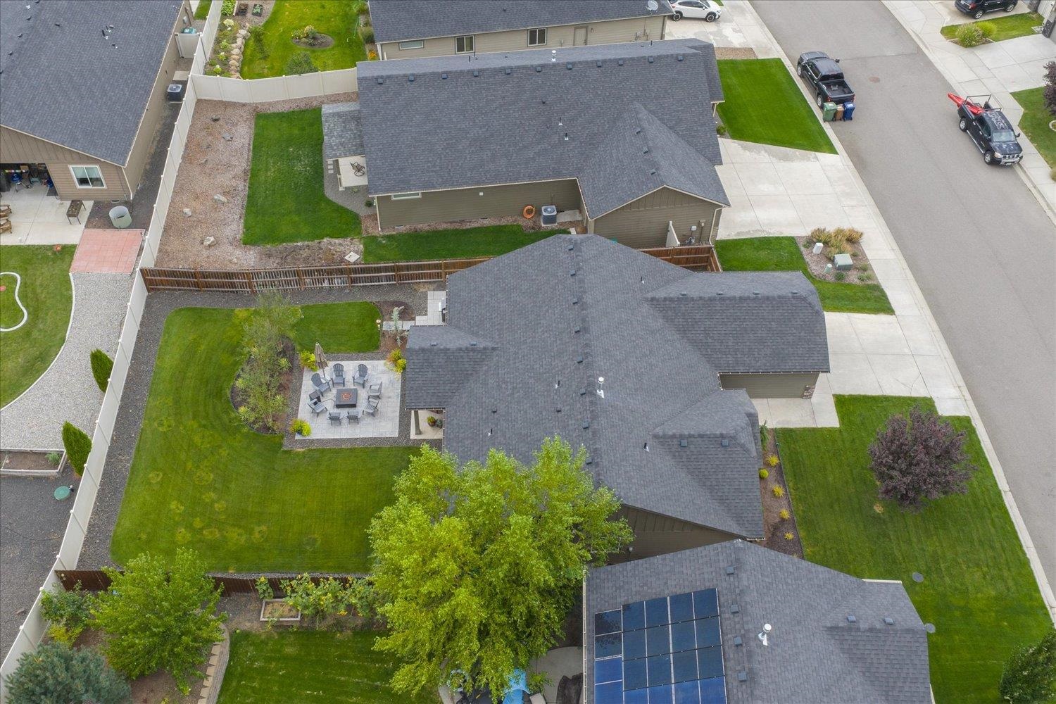 807 W BIRCHBEND Dr