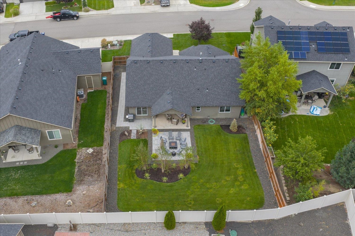 807 W BIRCHBEND Dr