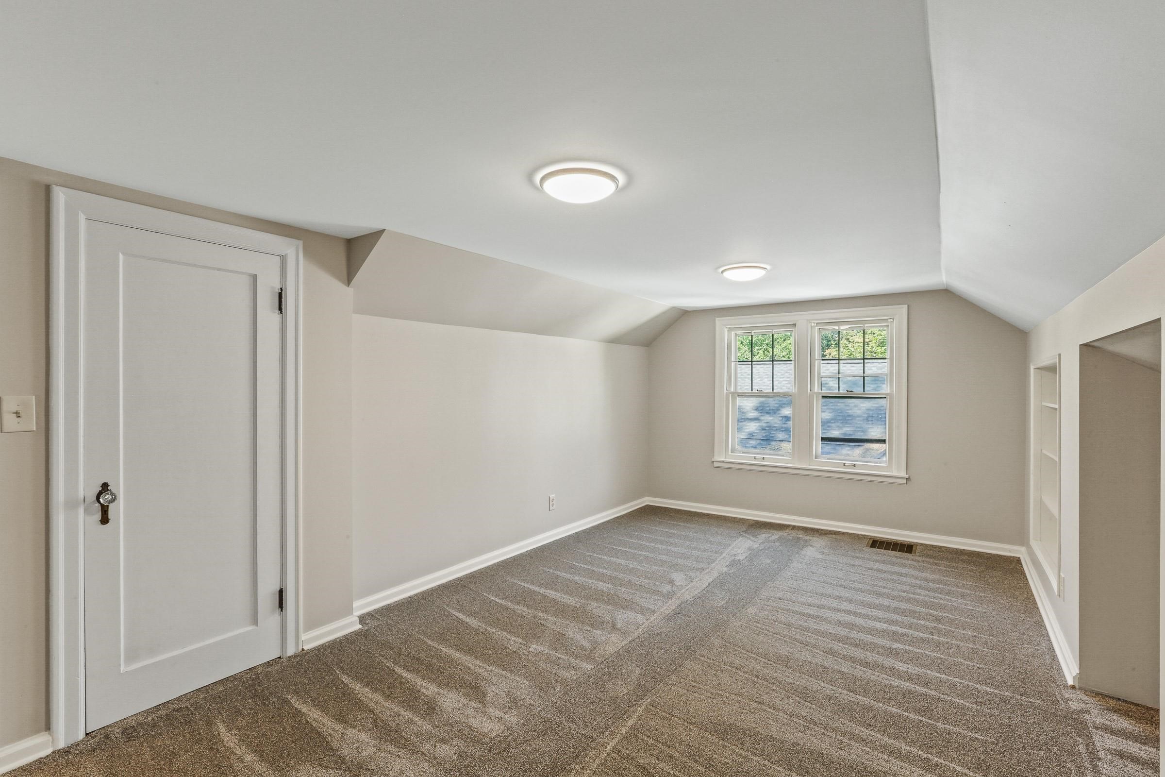 617 W 26TH Ave