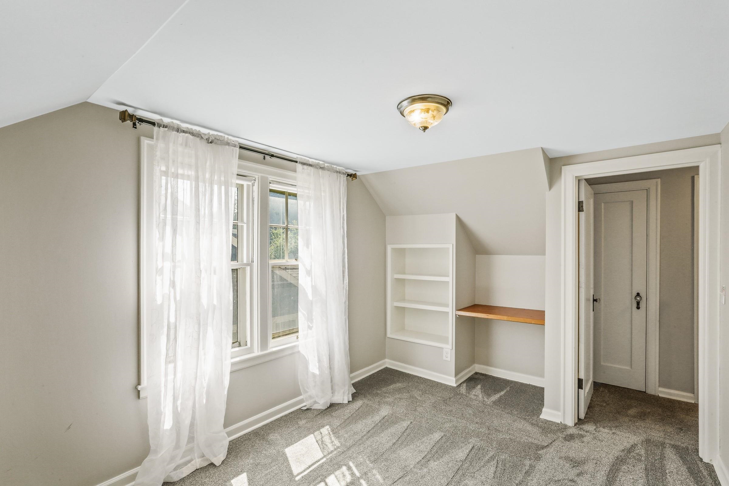 617 W 26TH Ave