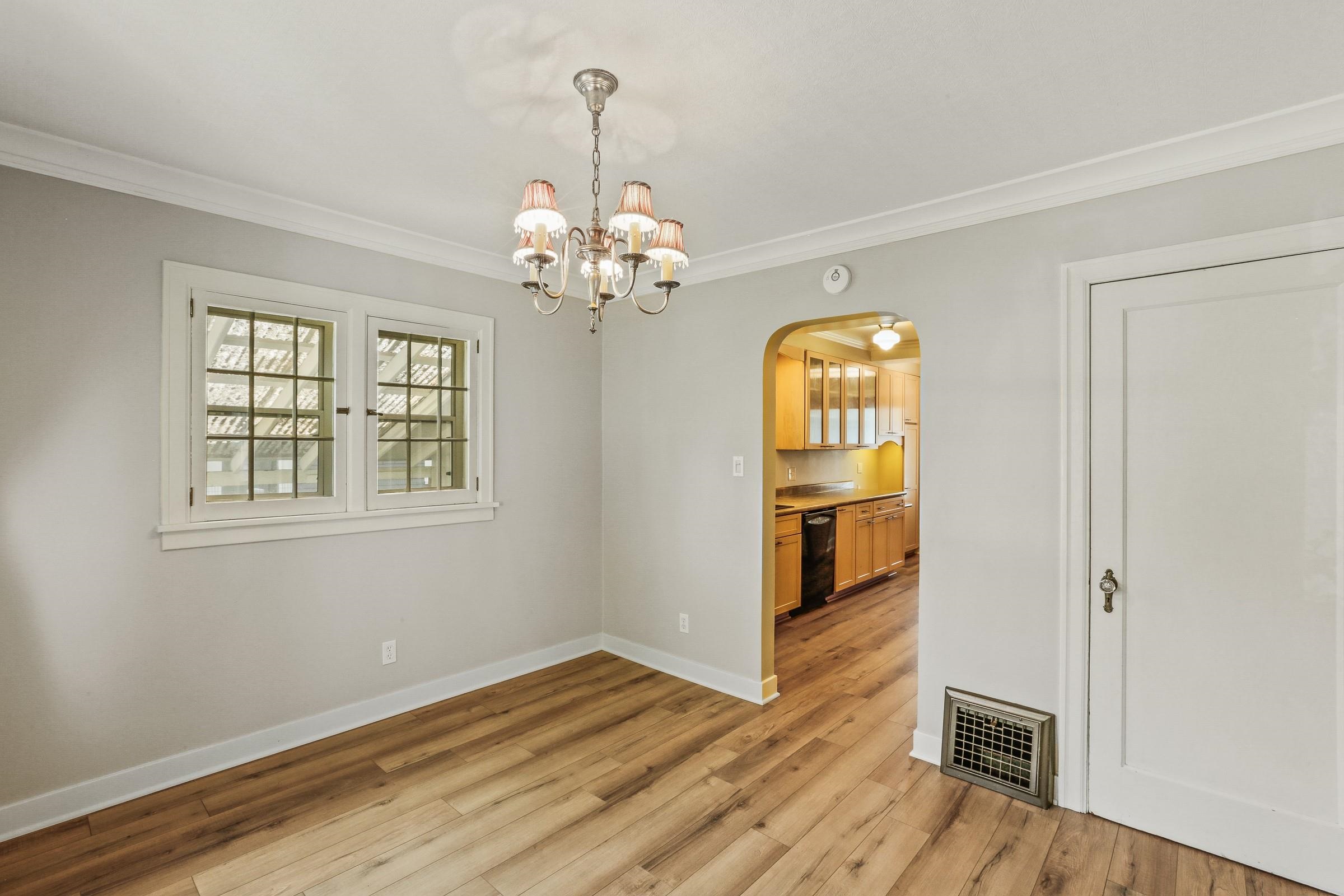 617 W 26TH Ave