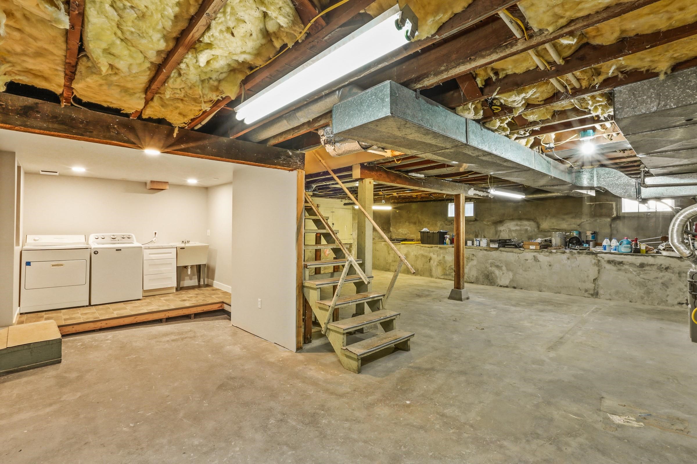 617 W 26TH Ave