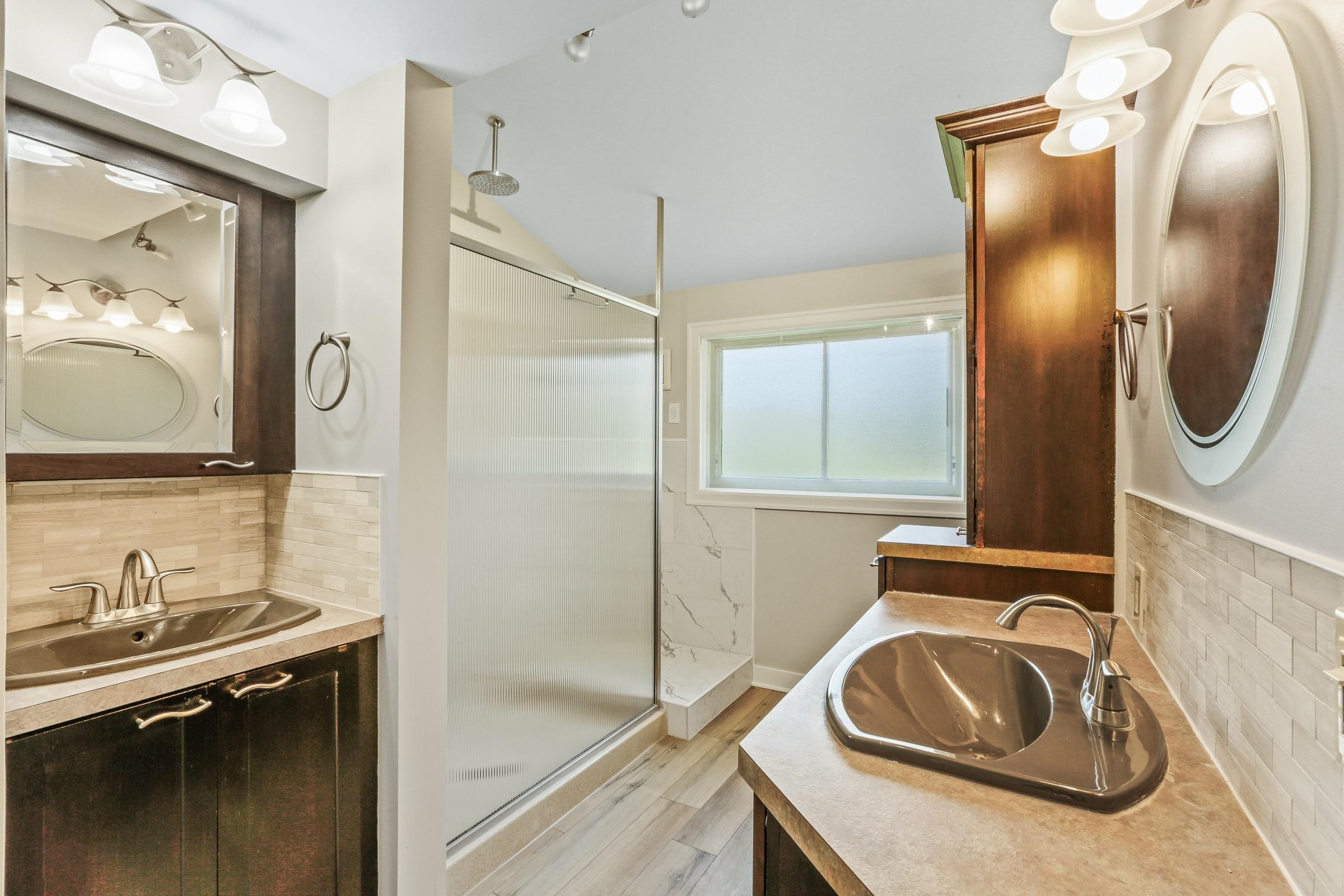 617 W 26TH Ave