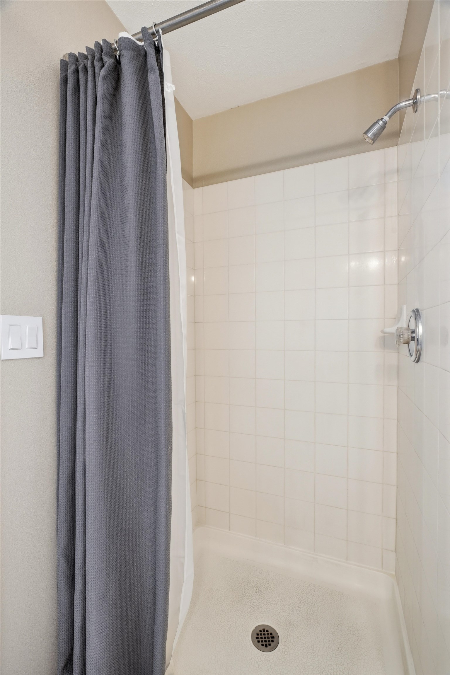 1615 E Laigo Ct