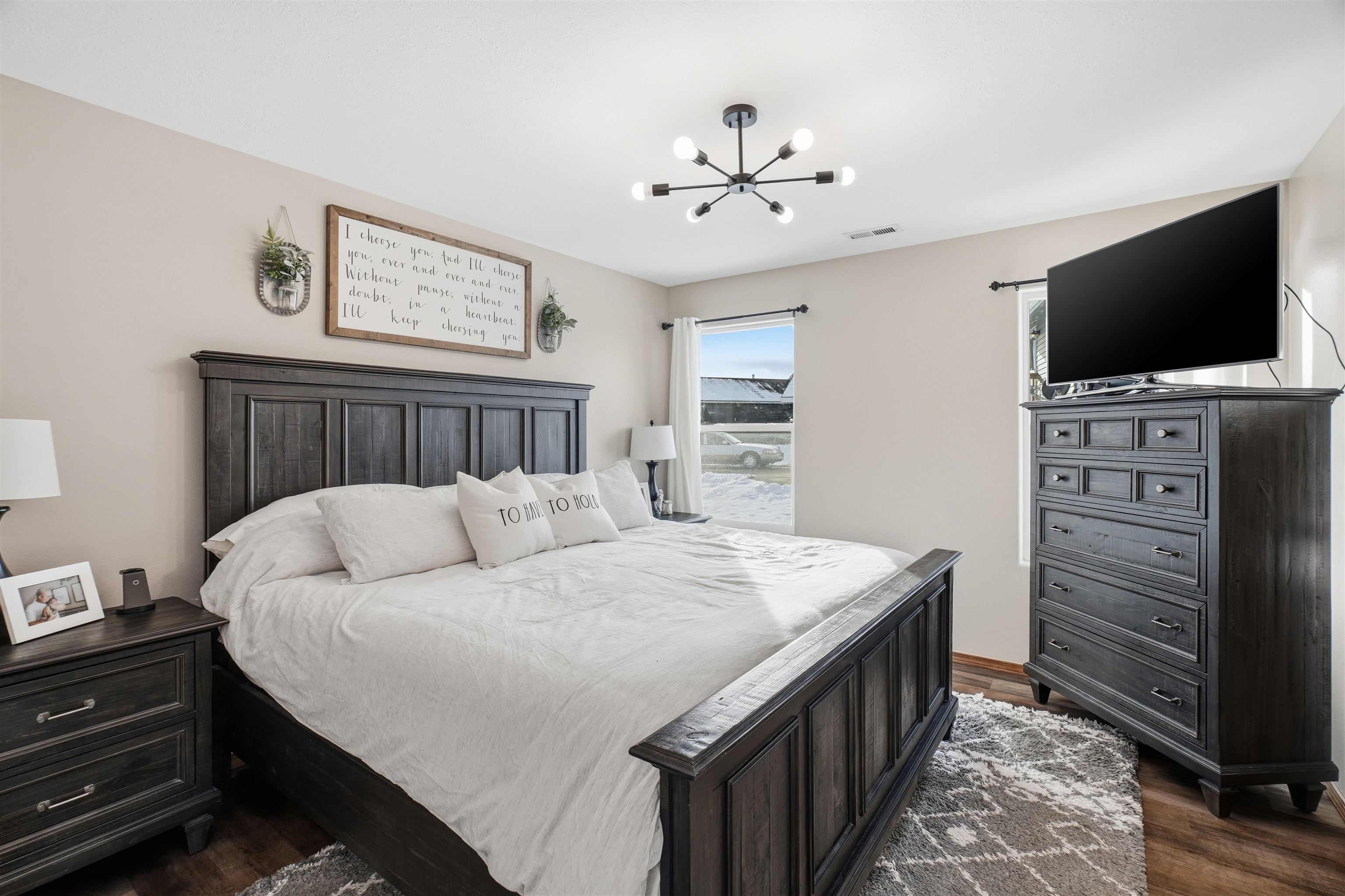 1615 E Laigo Ct