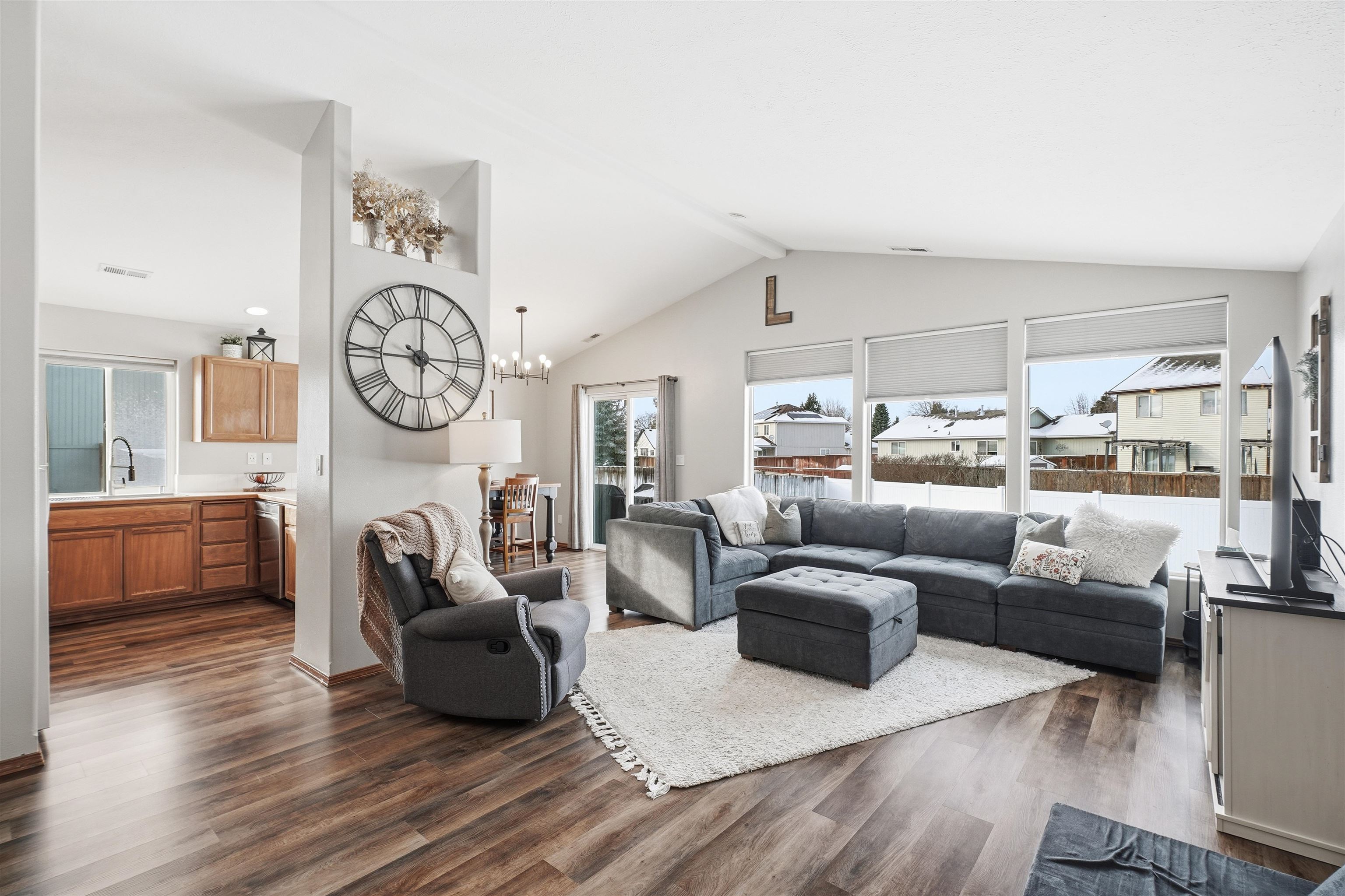 1615 E Laigo Ct