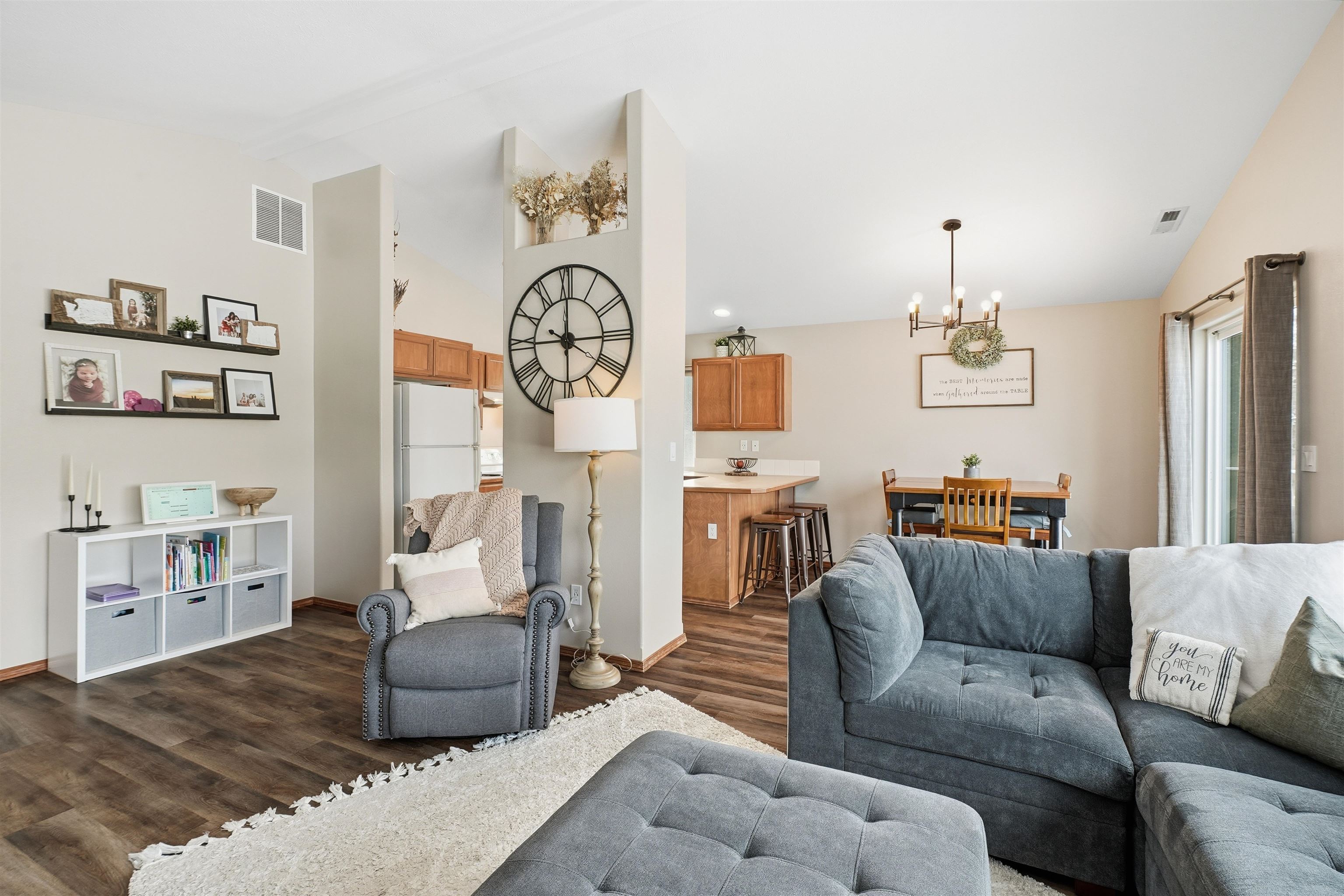 1615 E Laigo Ct
