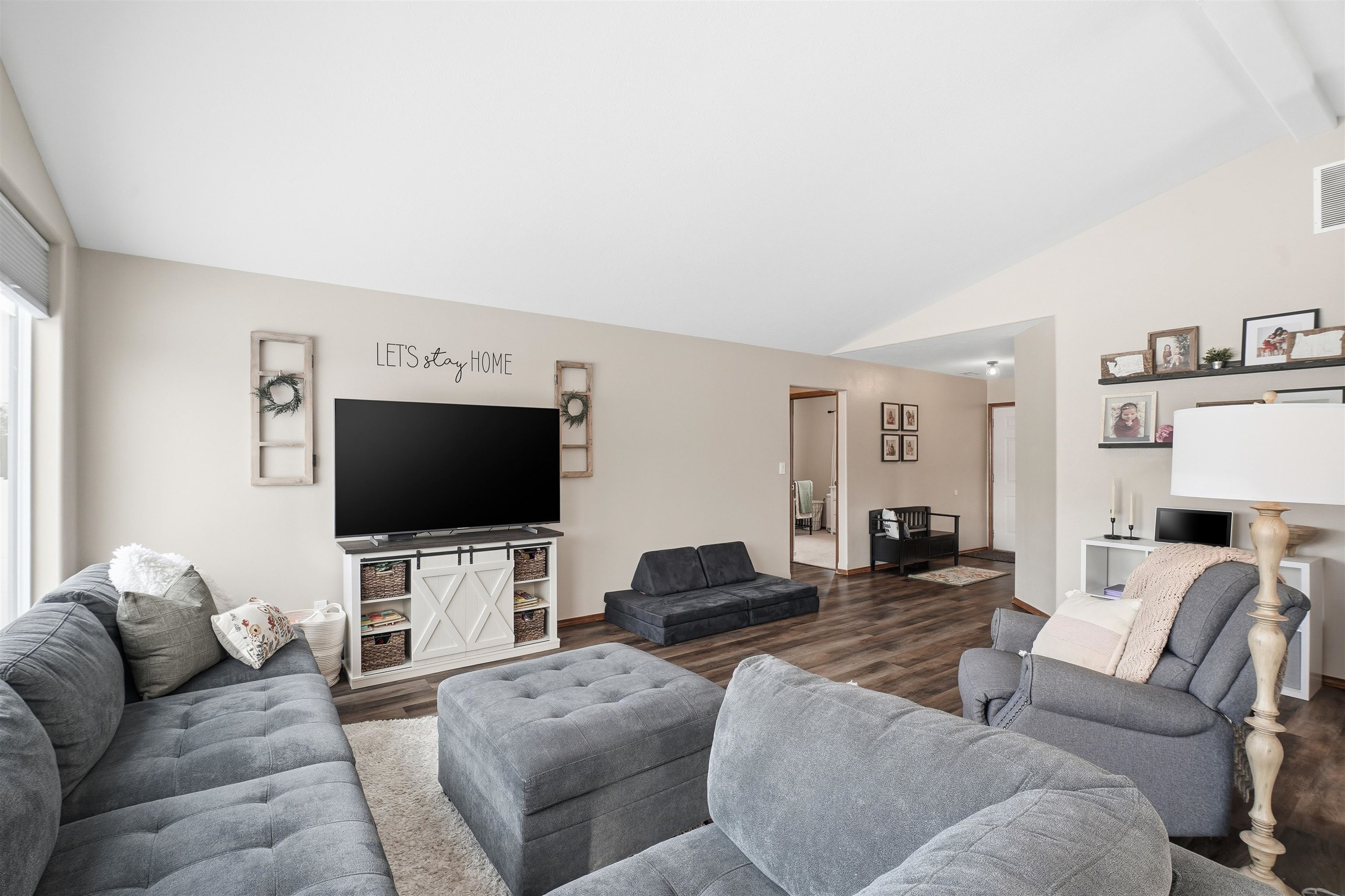 1615 E Laigo Ct